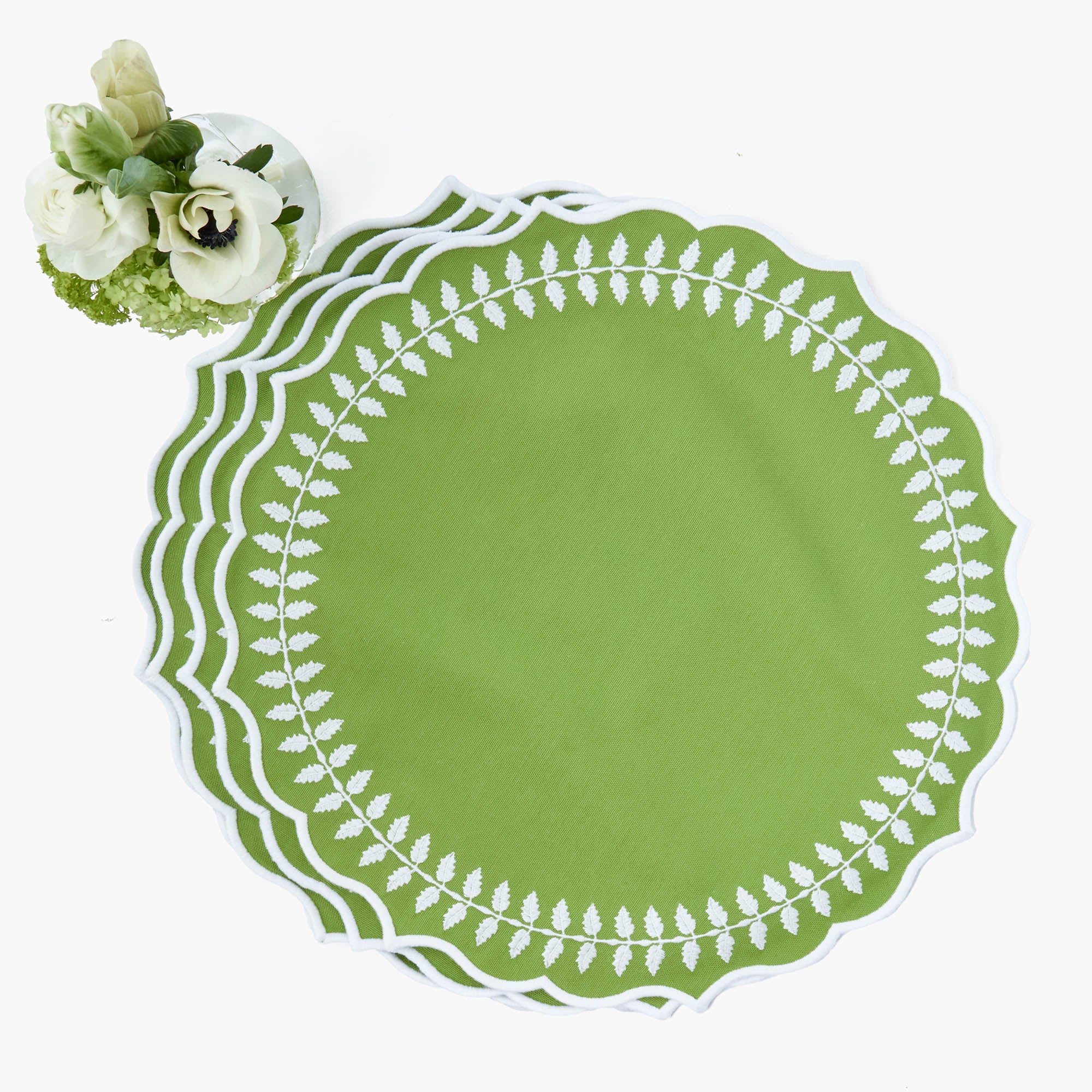Green Laurel Placemats & Napkins (Set of 4)