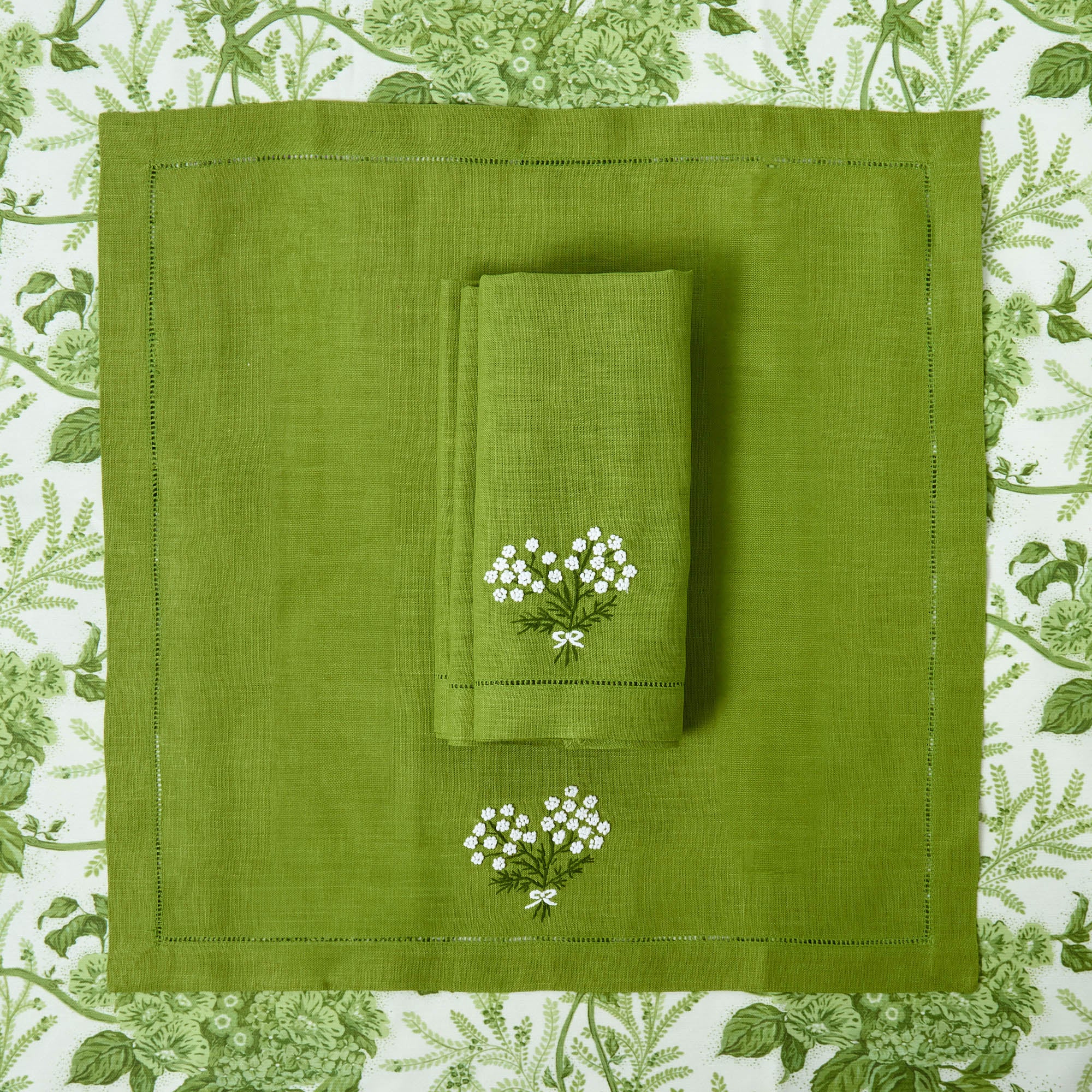 Eloise Green Linen Placemats & Hydrangea Napkins (Set of 4)