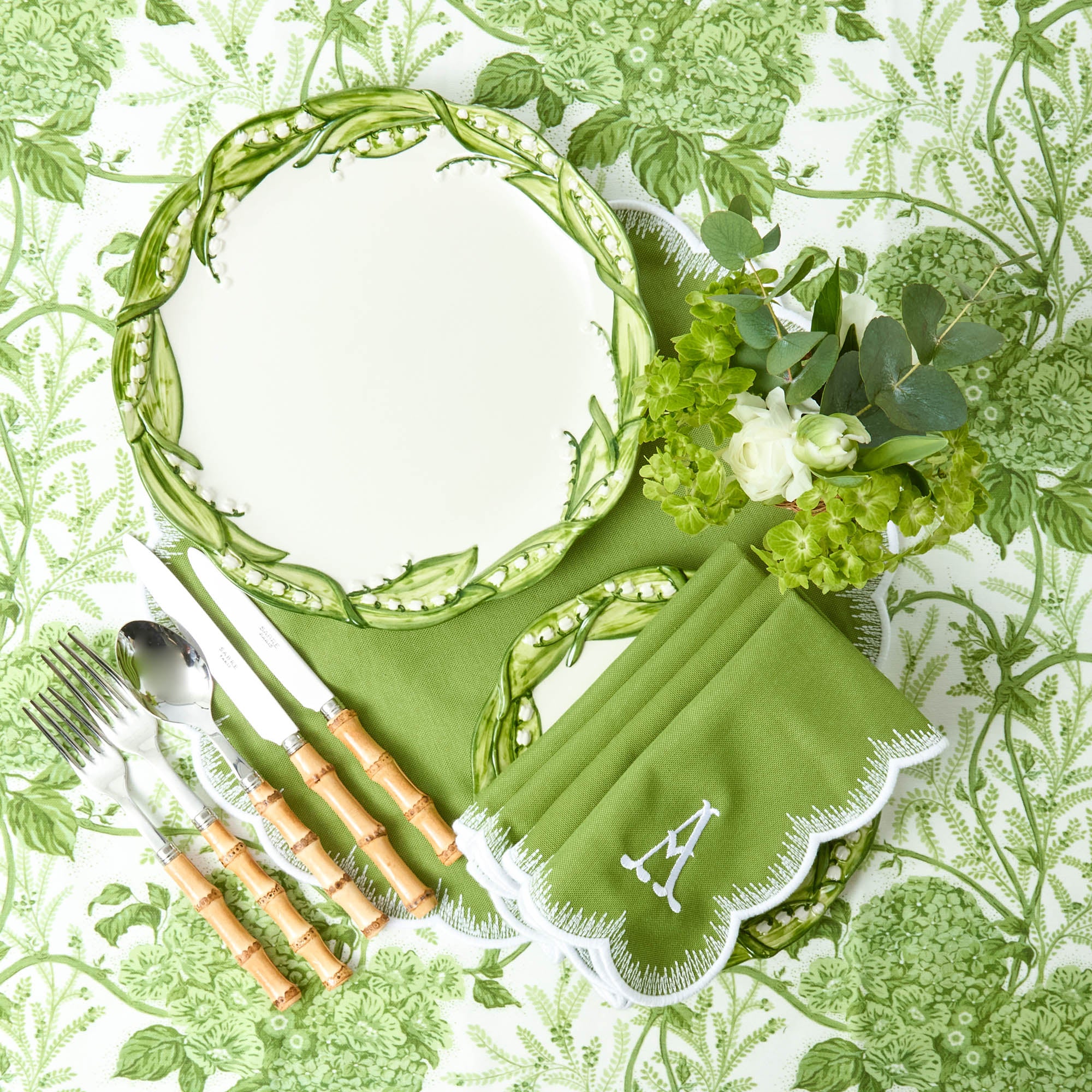 Apple Green Isabella Round Placemats (Set of 4)
