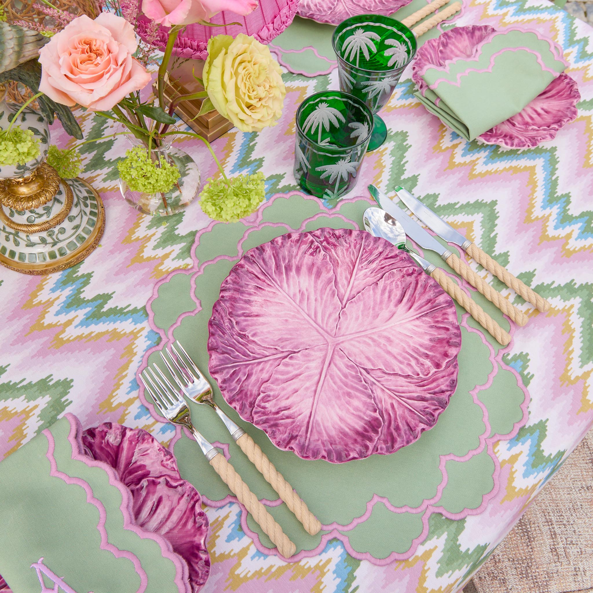 Serena Aubergine Cabbage Dinner Plate