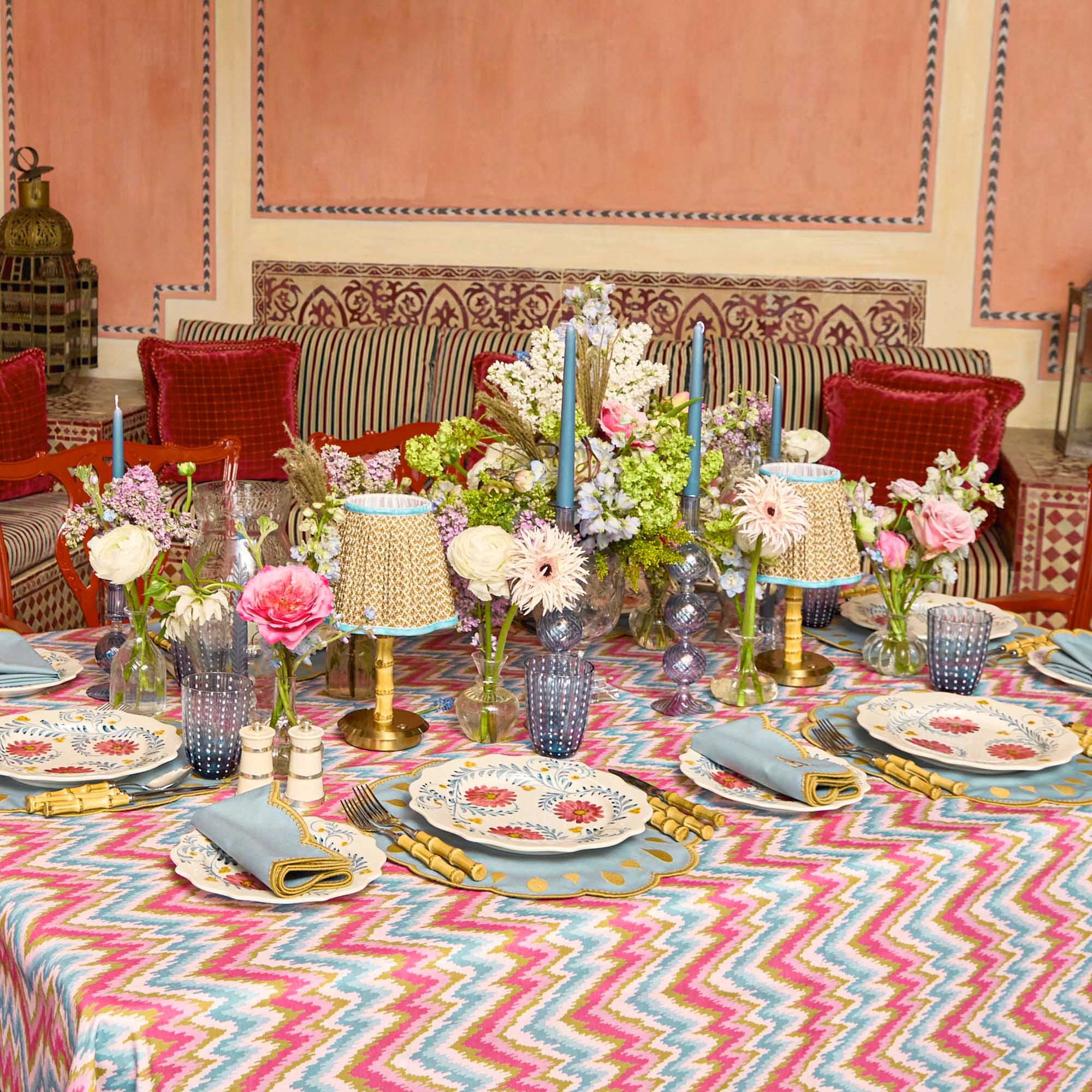 Short Bamboo Rechargeable Lamp with Caramel & Blue Lotus Shade (18cm)