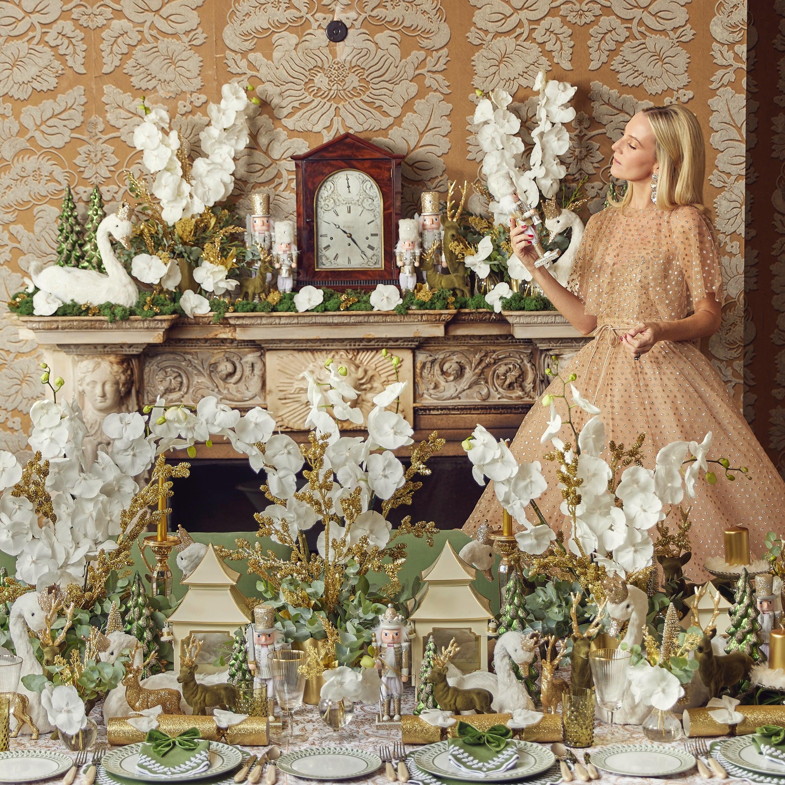 Enhance your home with the classic beauty of our White & Gold Pagoda Lantern, adding a touch of refinement to any room.