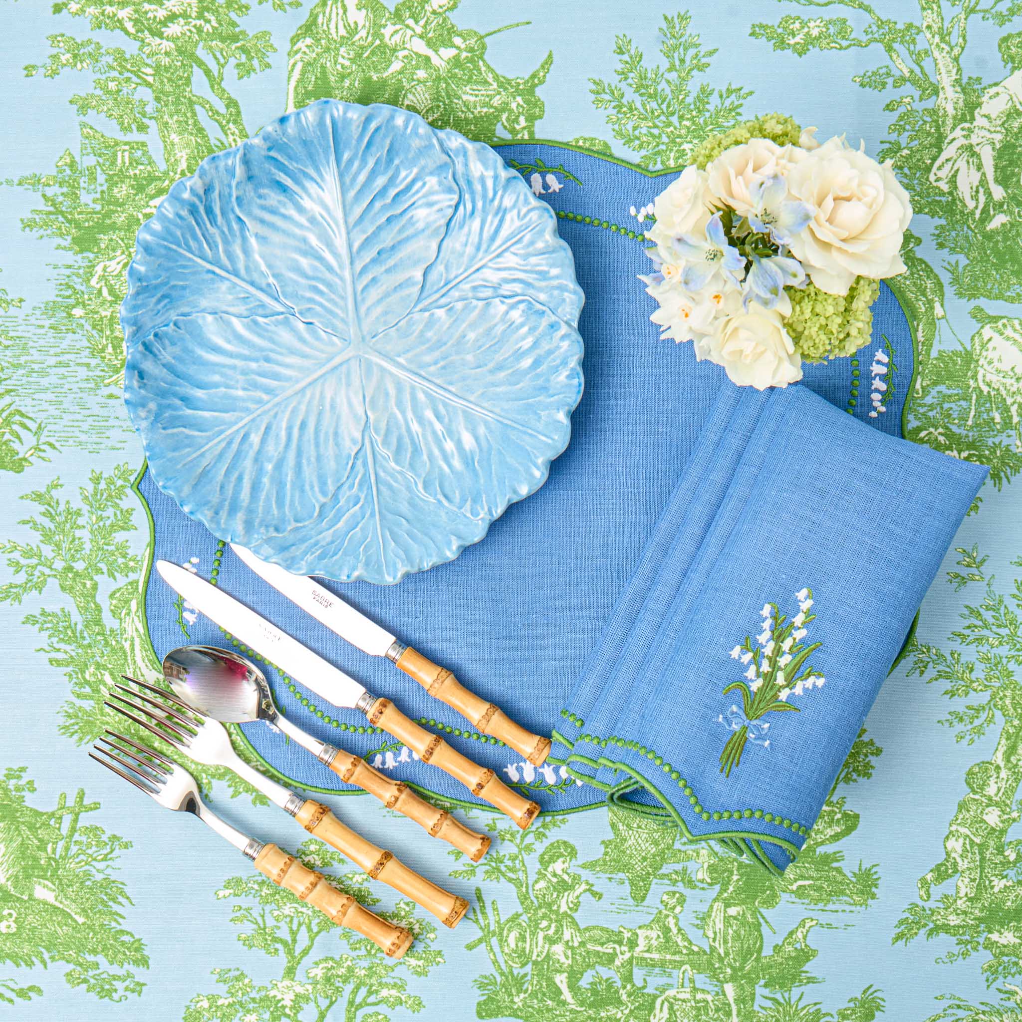 Blue Serena Cabbage Dinner Plates (Set of 4)