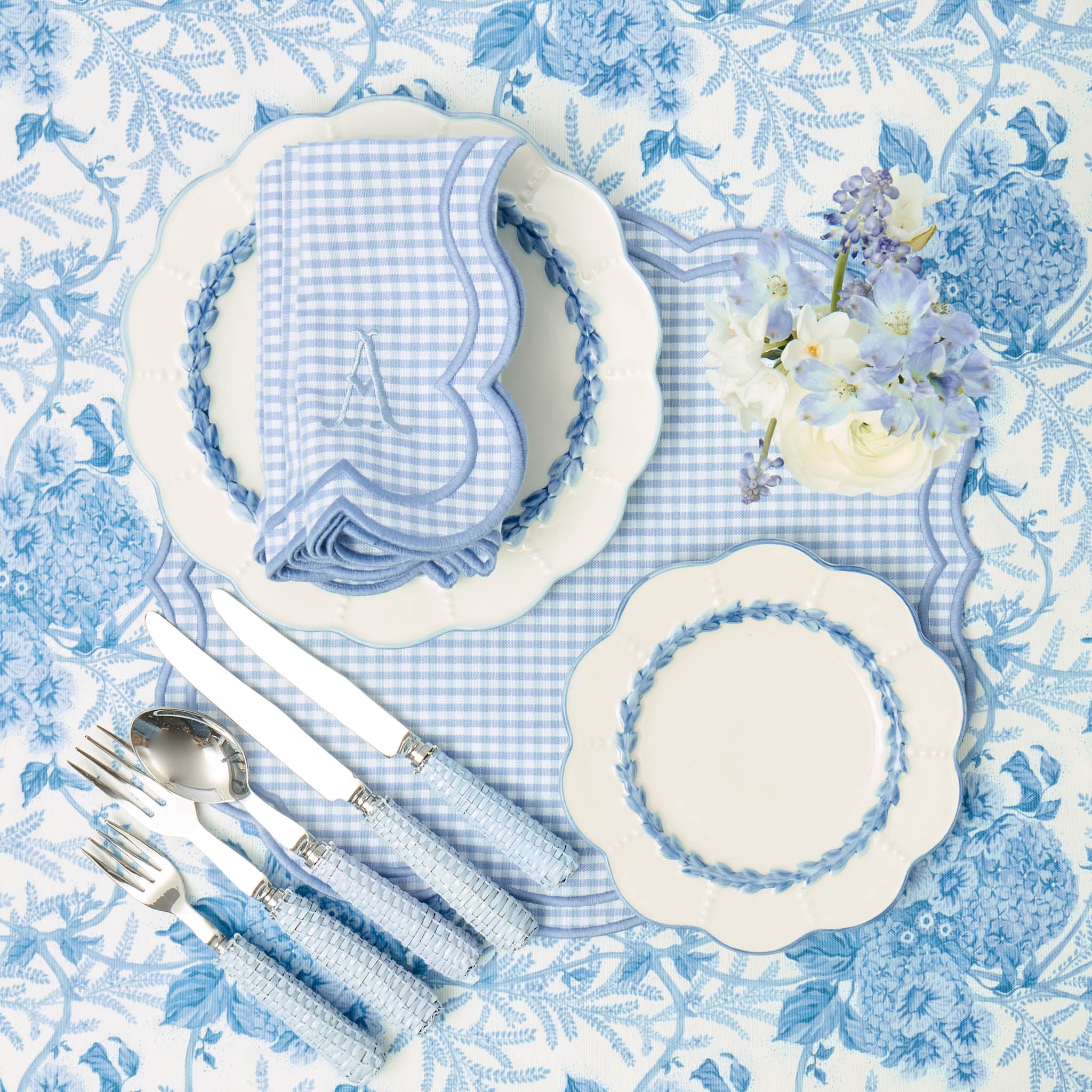 Blue Laurel Starter Plate