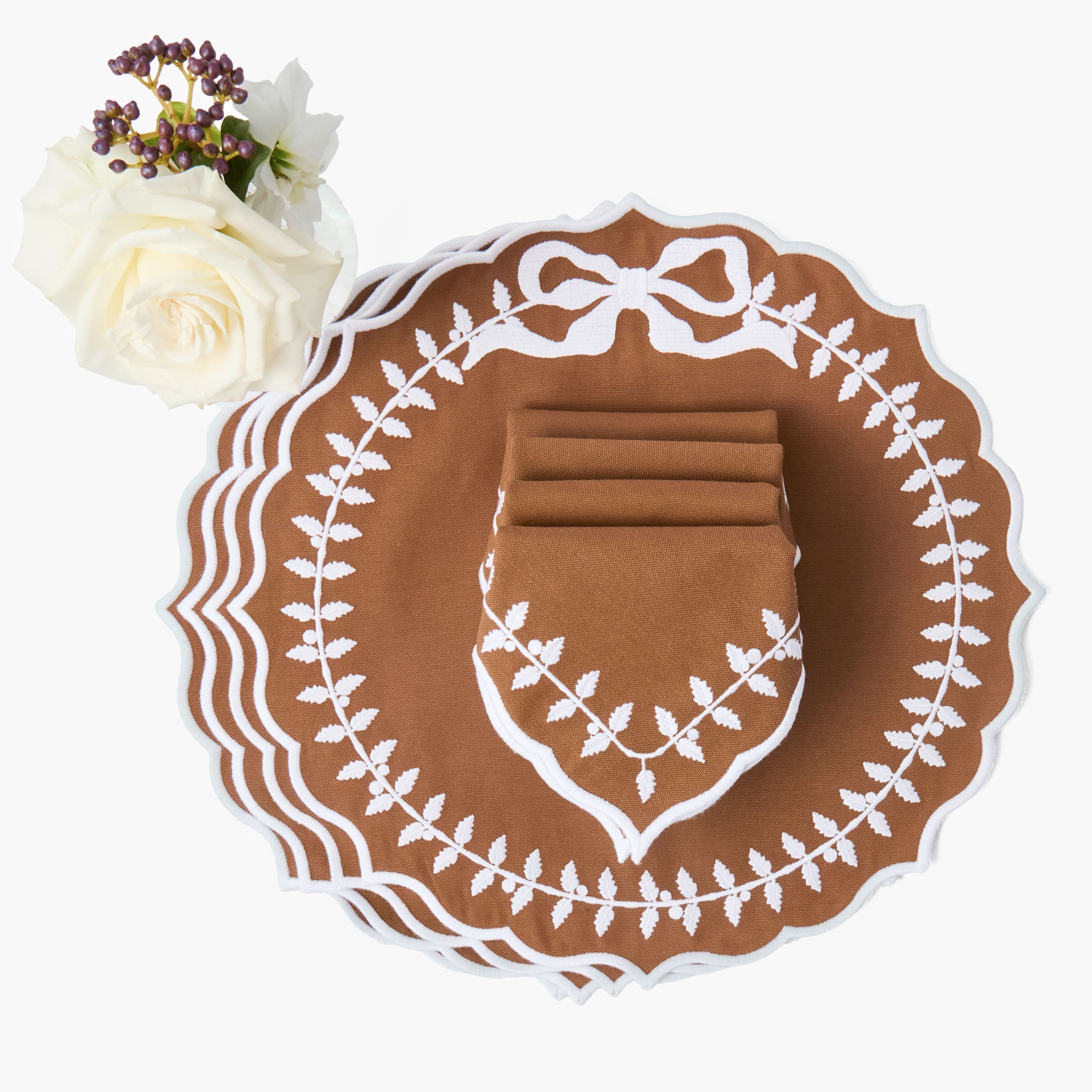 Chocolate Bow Laurel Placemats & Napkins (Set of 4)