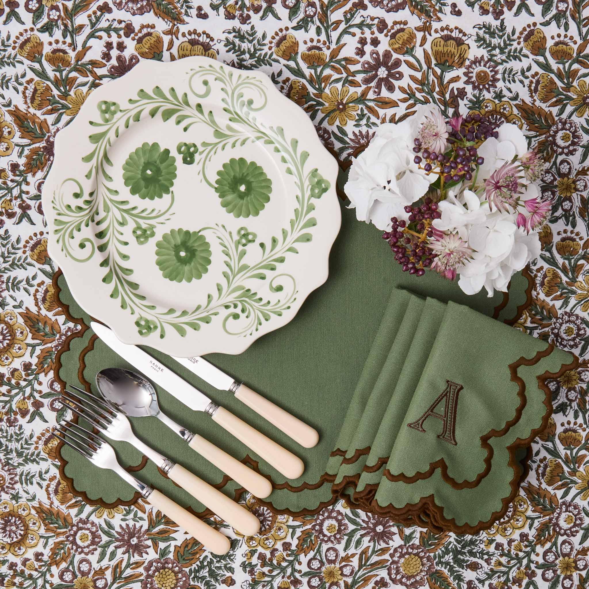 Evergreen Flowers Dinner Plates (Set of 4)