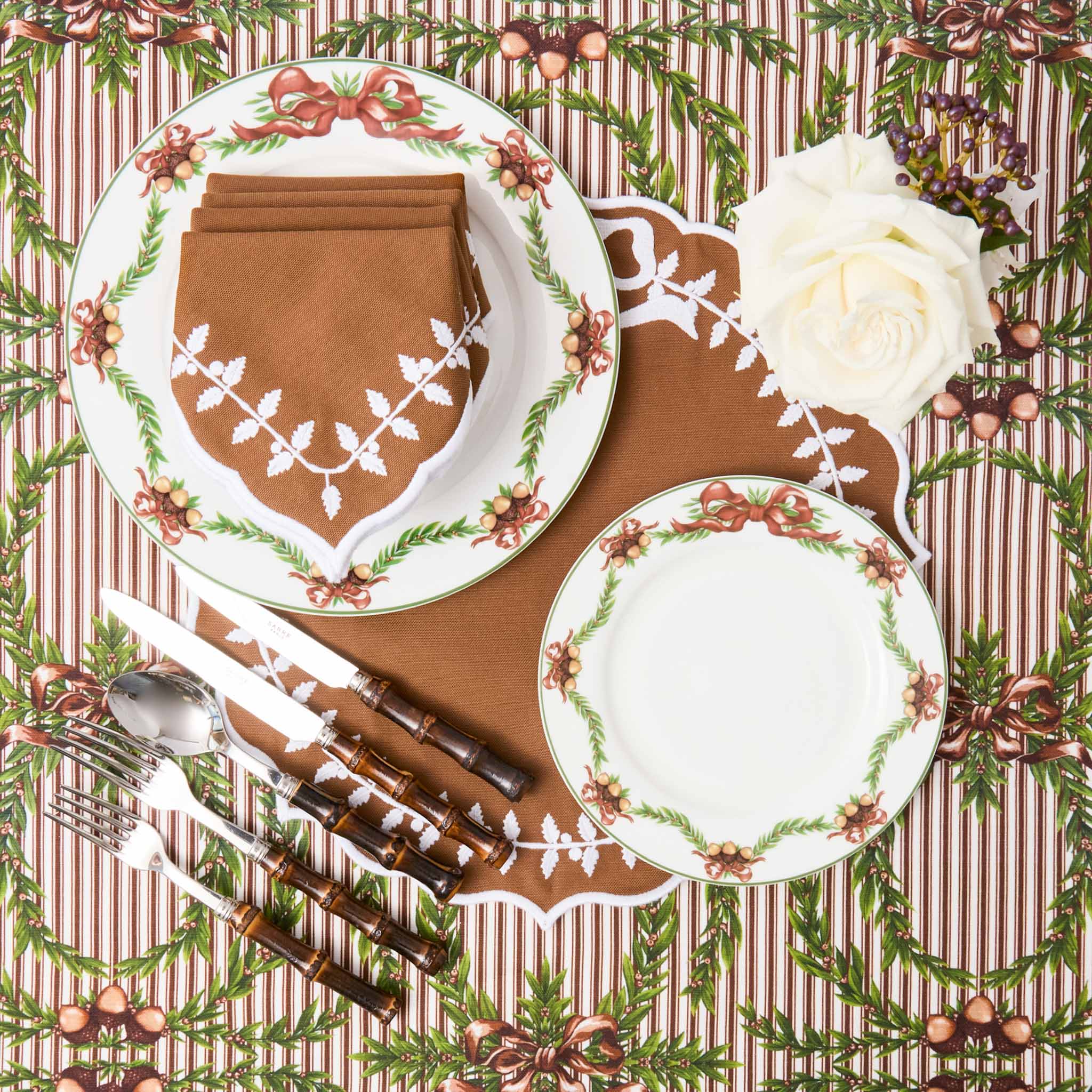 Chocolate Bow Laurel Placemats & Napkins (Set of 4)