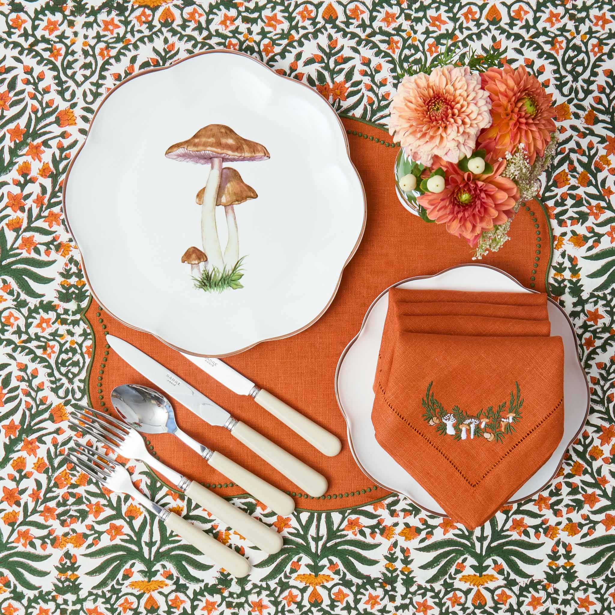 Scalloped Mushroom Dinner Plates (Set of 4)