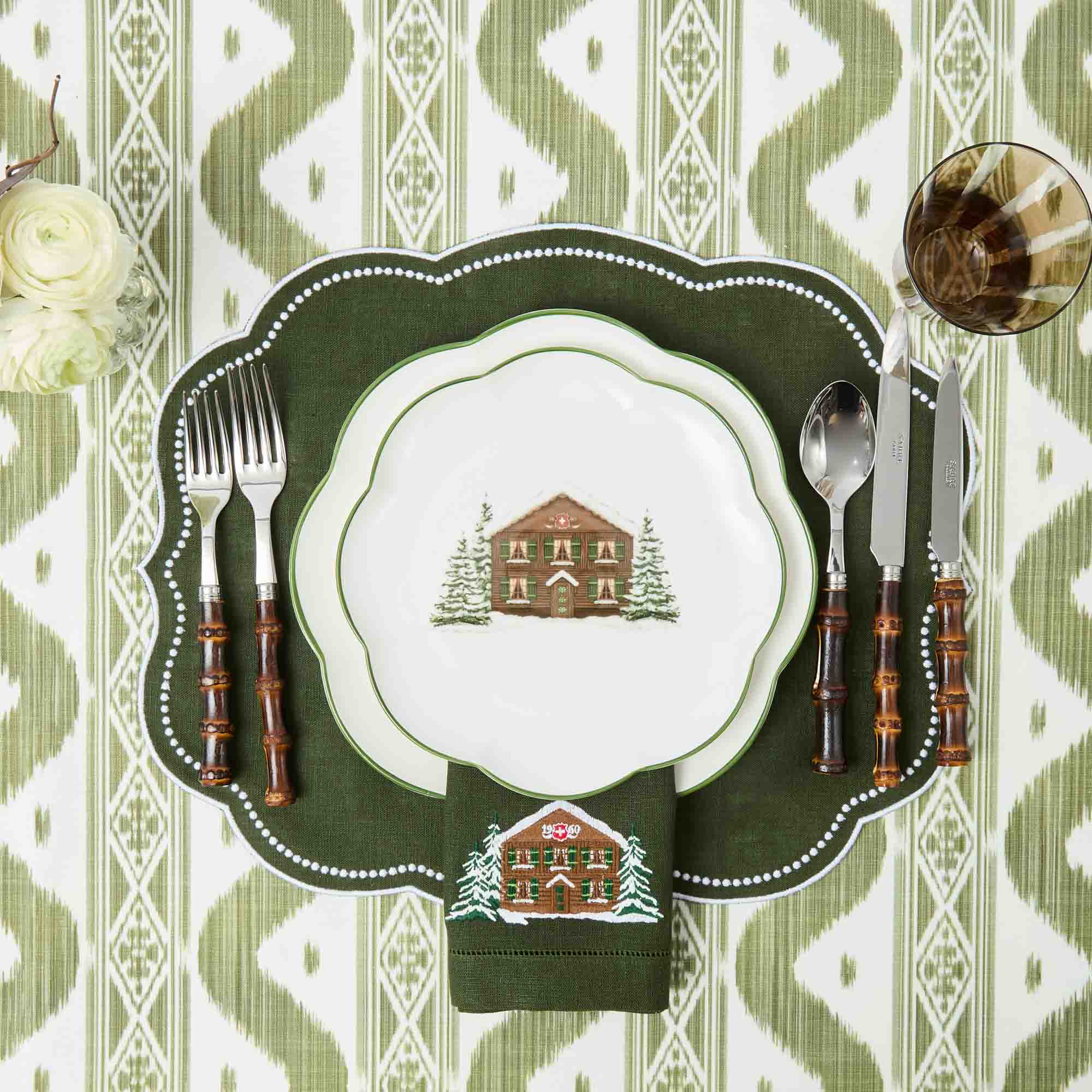 Alpine Chalet Dinner & Starter Plates (Set of 8)