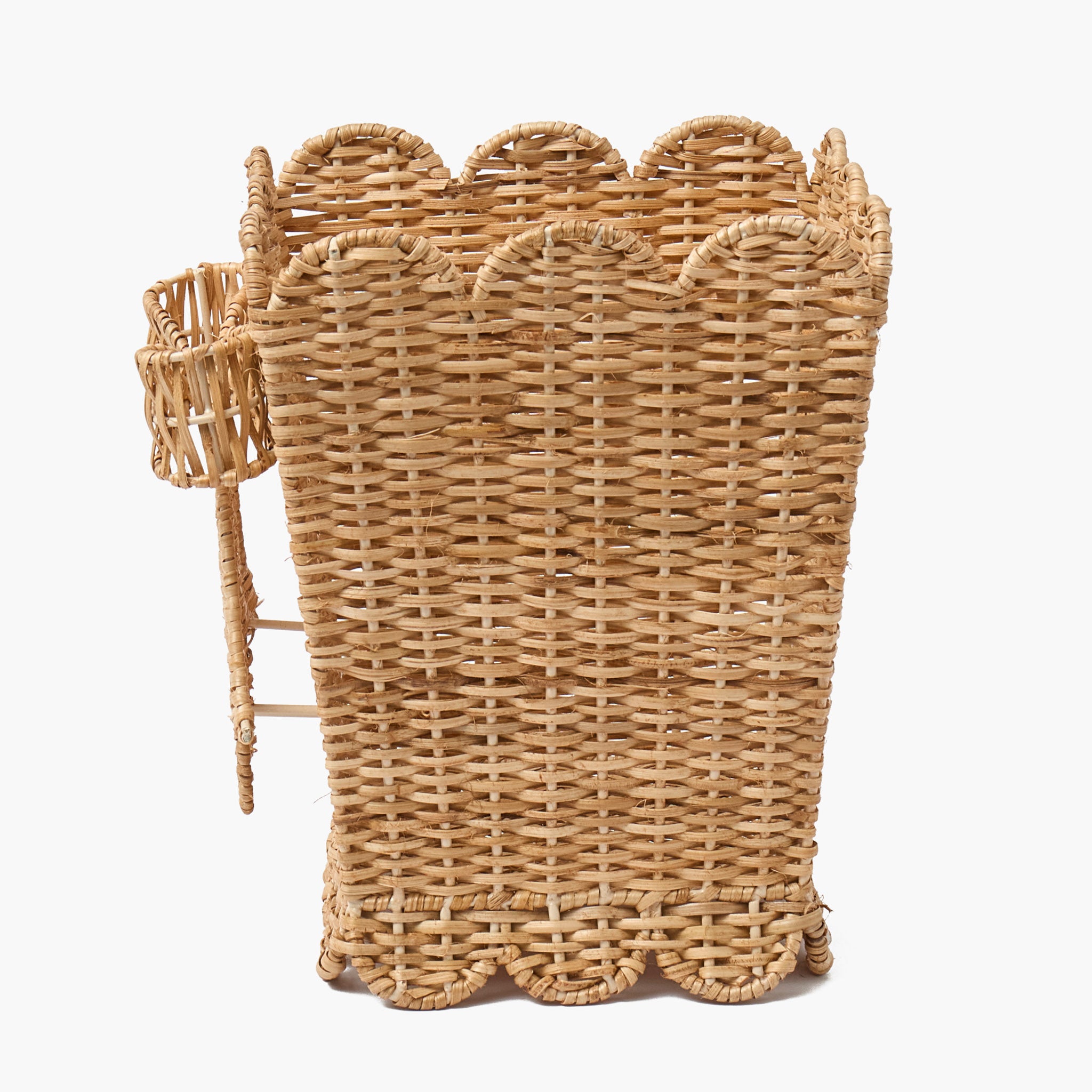 Scalloped Bow Rattan Waste Paper Bin