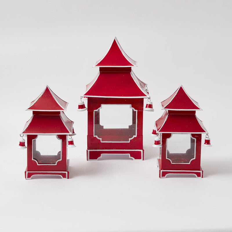 Make every Christmas gathering special with the Berry Red Mini Pagoda Lanterns - a delightful pair that brings a warm and cozy atmosphere to your holiday decorations.