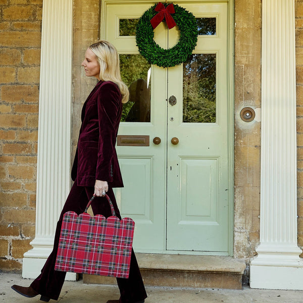 Elevate your fashion game with the Mrs. Alice Tote Bag in Red Tartan, a trendy and eye-catching tote that combines sophistication with the classic appeal of tartan.