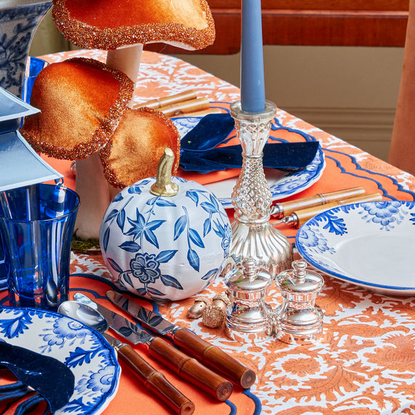 Embrace sophistication with this White Chinoiserie Pumpkin duo.