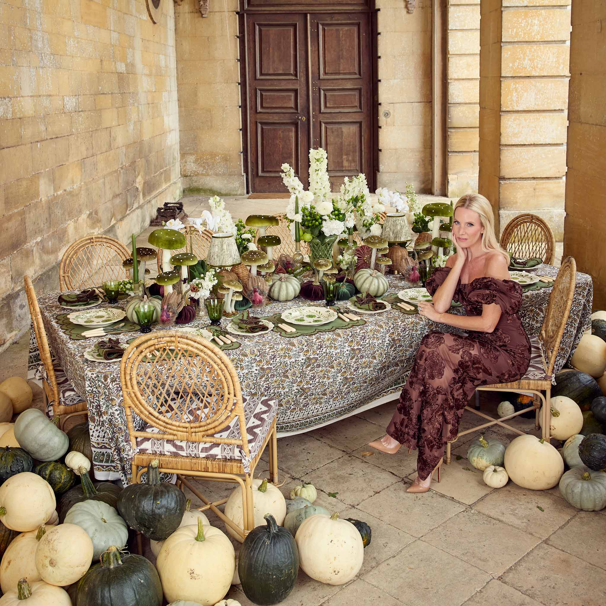 Small Adelaide Green Lattice Urn Vase