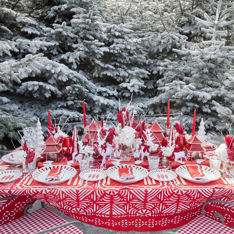 Isla Red Placemats & Napkins (Set of 4) – a lovely addition to your dining collection.
