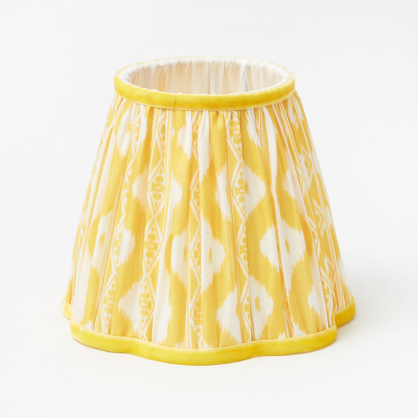 Rechargeable Lamp with Yellow Ikat Scalloped Lampshade (18cm)