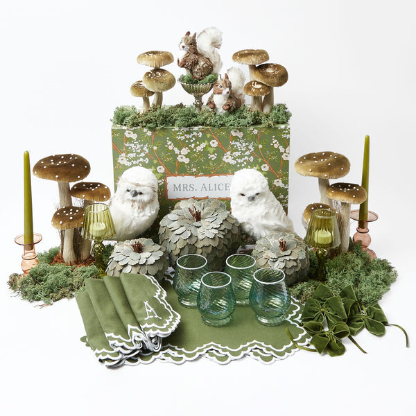 Craft an enchanting setting with the Velveteen Mushroom Tablescape, perfect for rustic elegance.