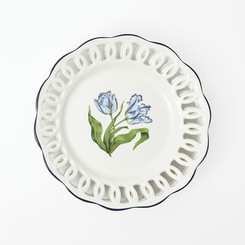 Create a memorable dining experience with the White Lace Botanical Dinner Plates Set of 4, designed to bring sophistication, charm, and nature-inspired ambiance to your table.