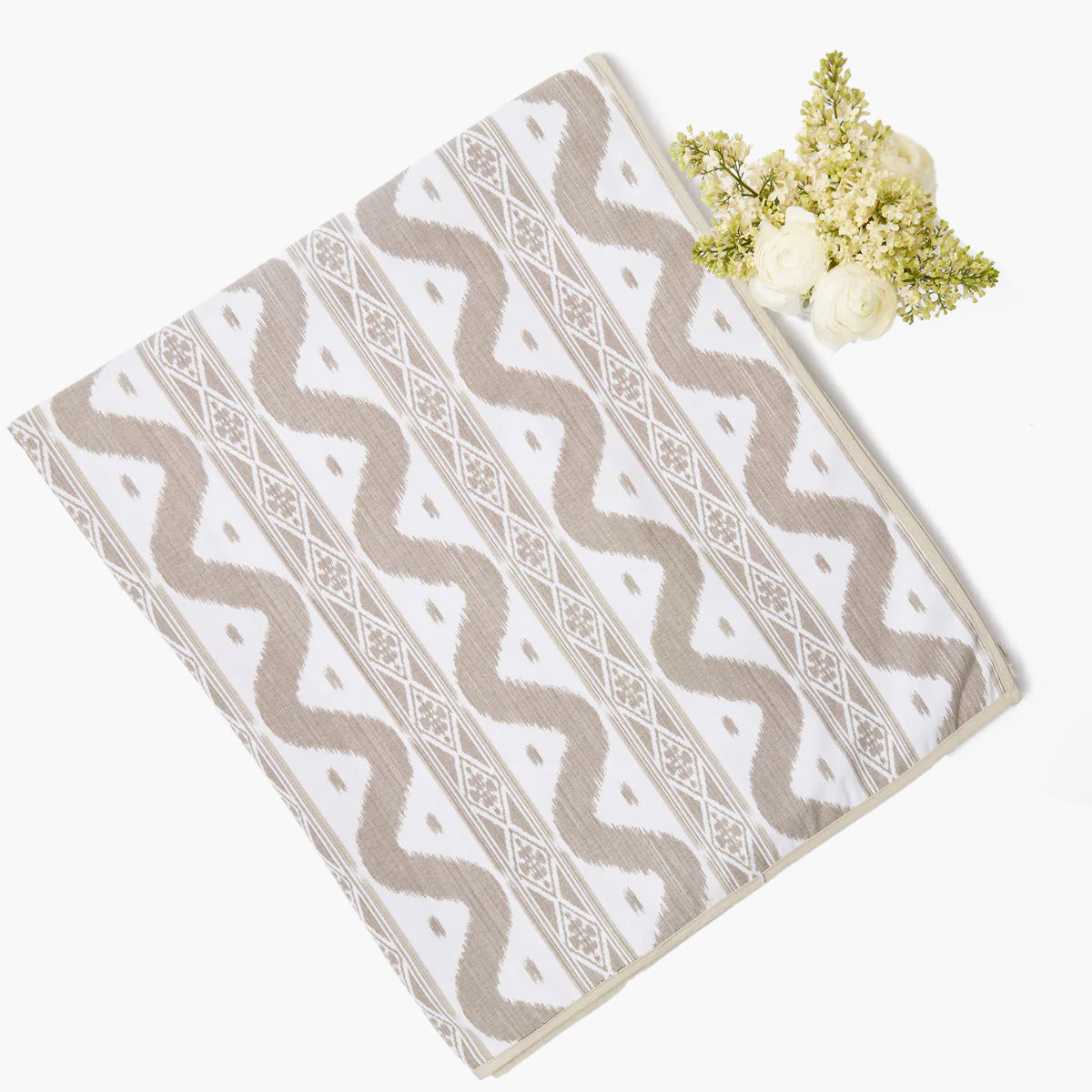Alice Tablecloth main image 1