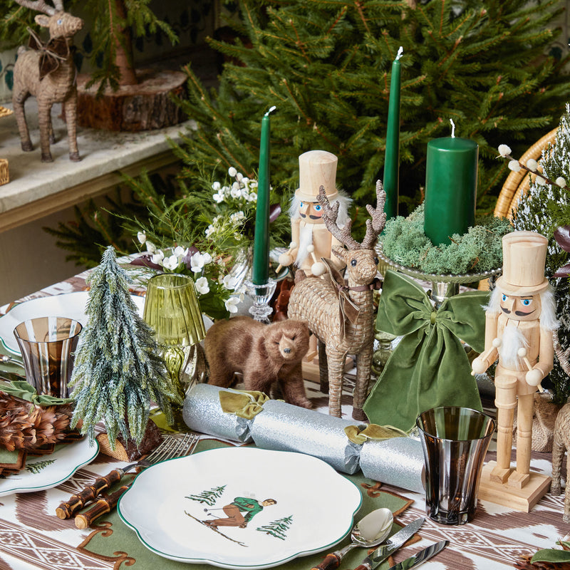 Make every Christmas gathering special with the Natural Wood Nutcracker Pair - a delightful addition to your holiday decorations, perfect for celebrating the magic of the season.