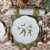 Bring the beloved tale of Hansel and Gretel to life with these enchanting plates.