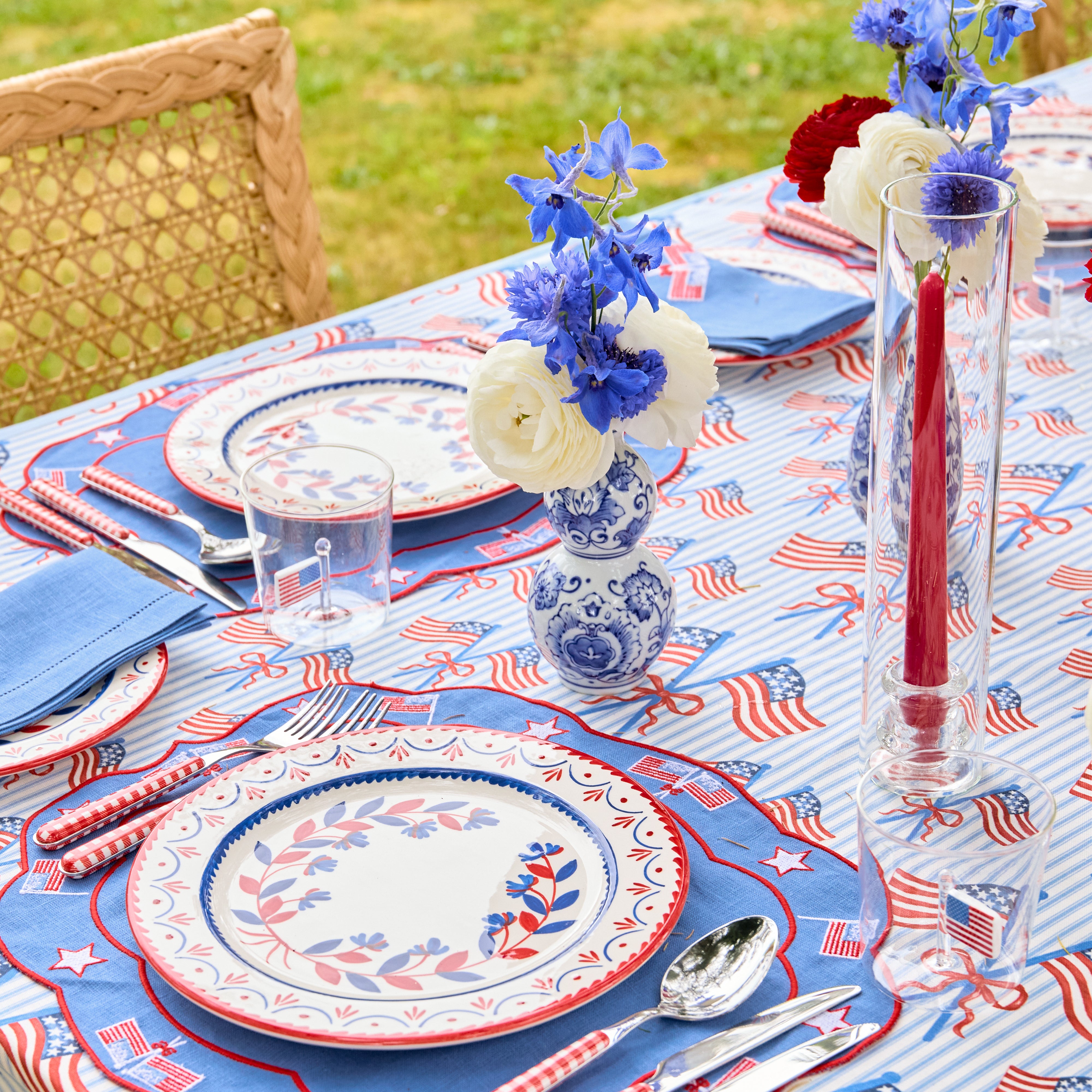 Blue & Red Josephine Dinner Plate (Set of 4)