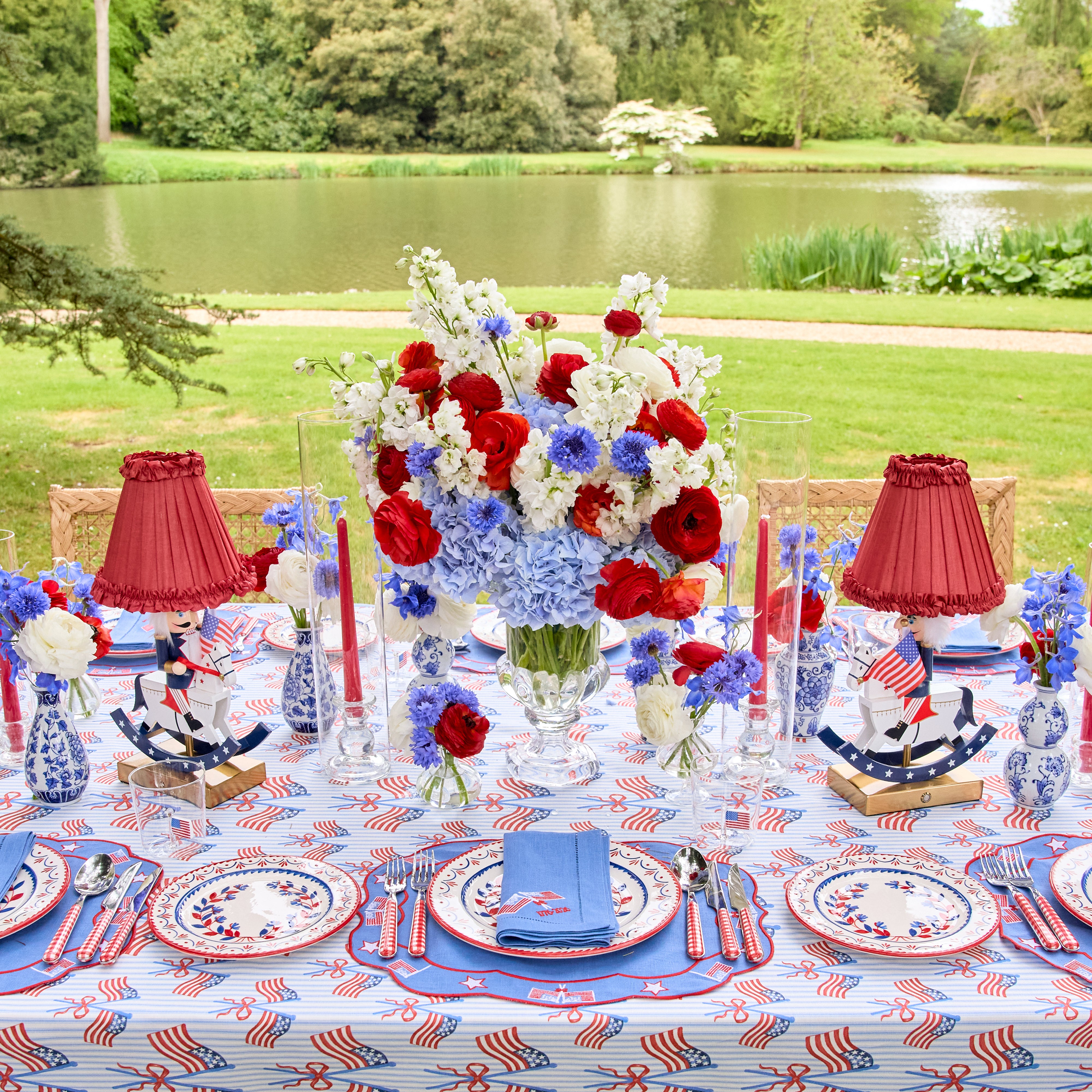 Blue & Red Josephine Dinner Plate (Set of 4)