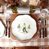 Make each holiday meal a celebration of warmth with the Heidi & Hans Skier Starter Plates, a perfect addition to create a cozy and inviting Christmas atmosphere.