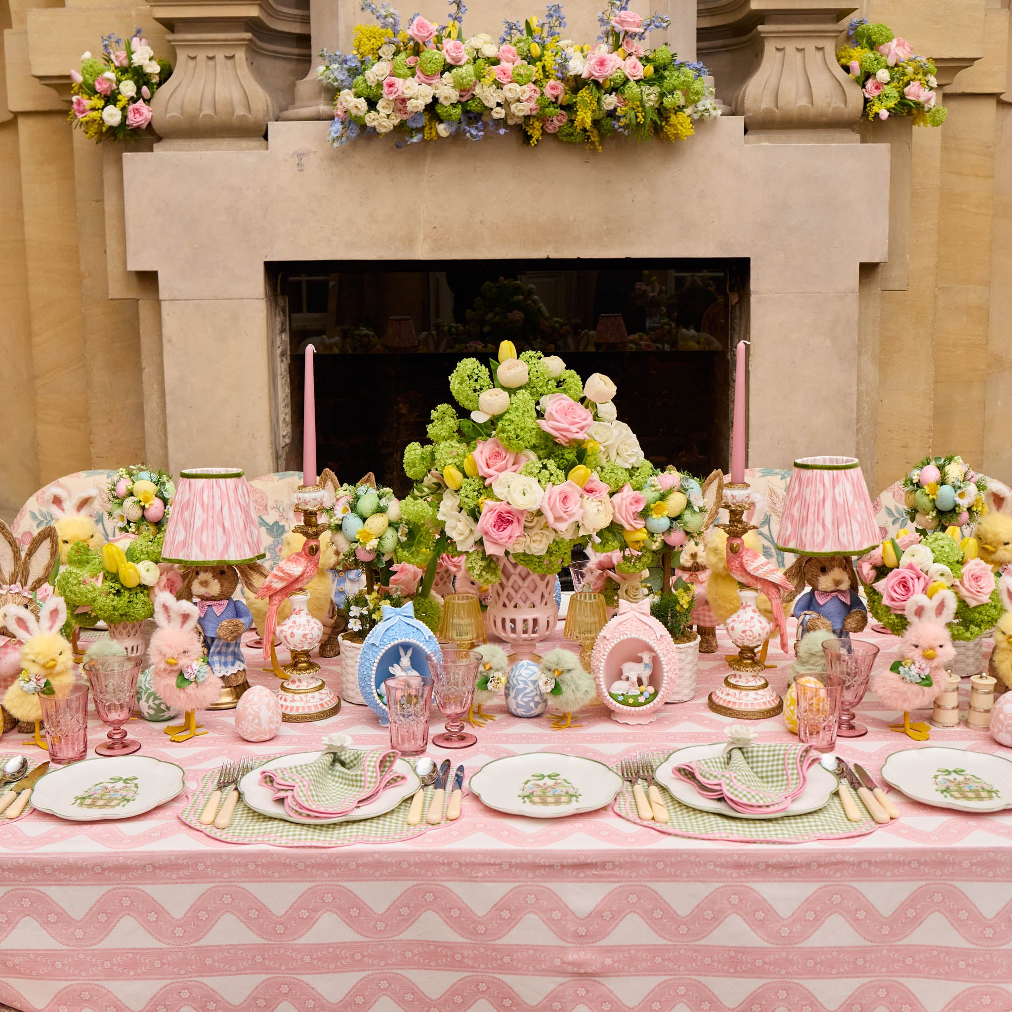 Mini Adelaide Pink Lattice Urn Vase