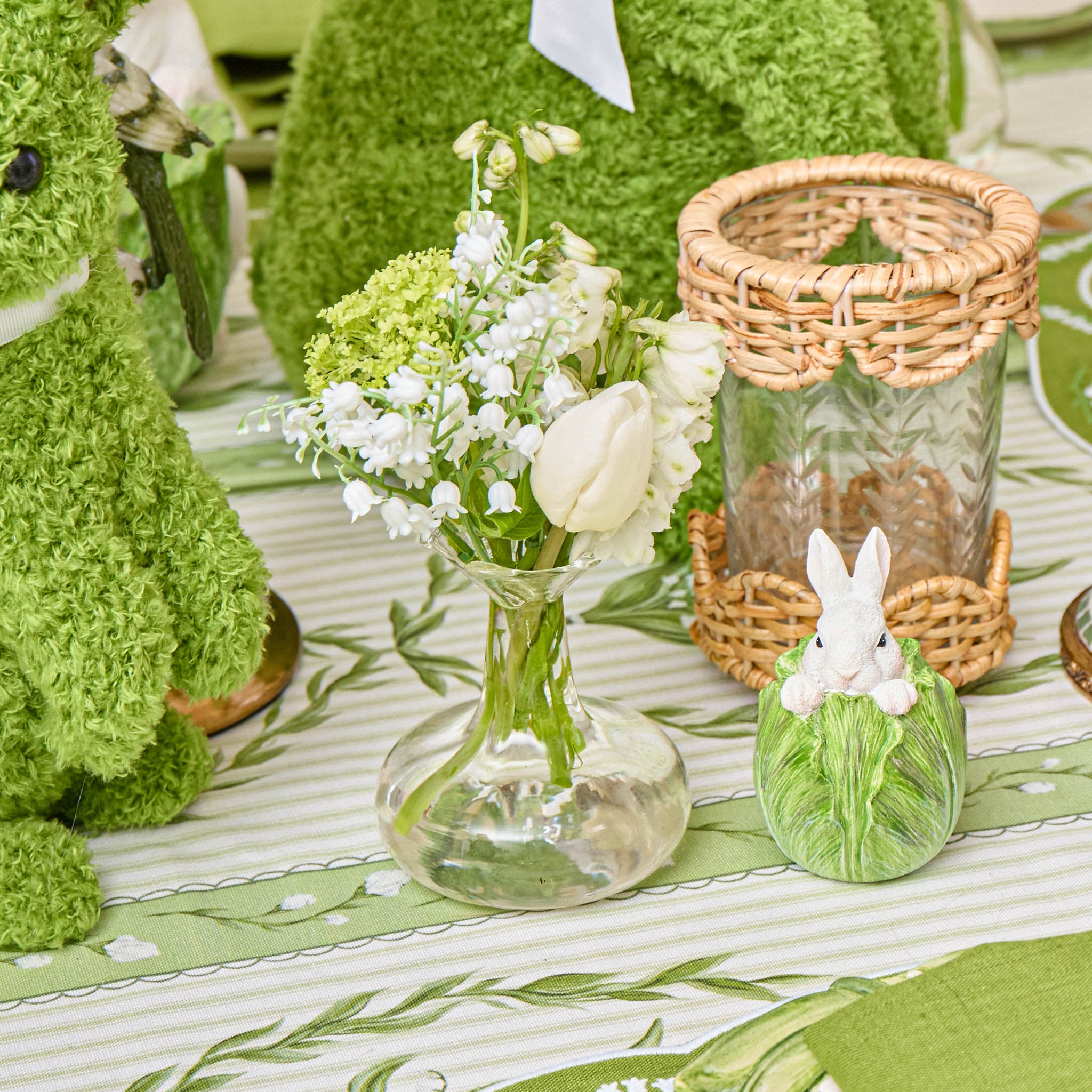 Peeping Cabbage Bunny (Pair)