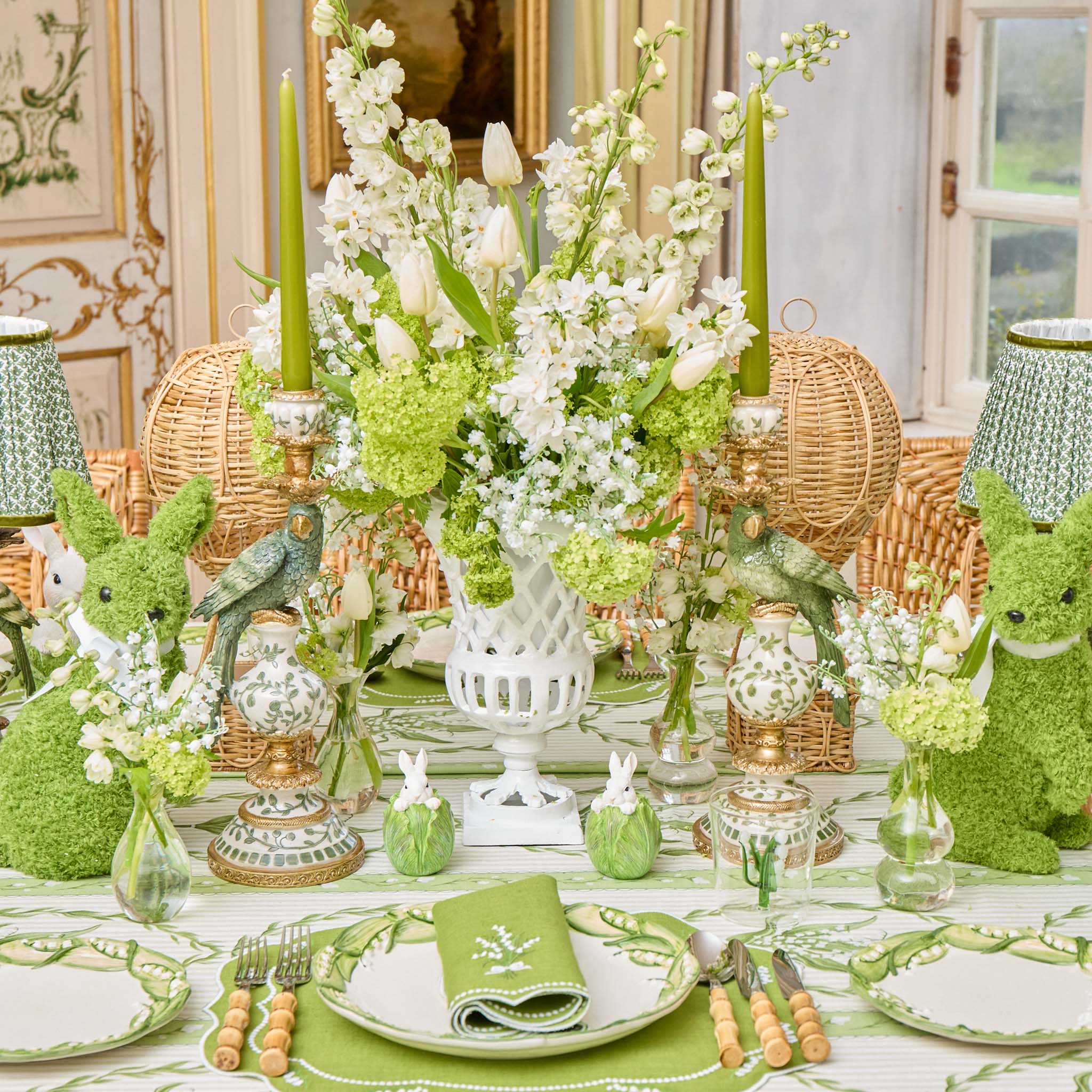 Small Adelaide White Lattice Urn Vase