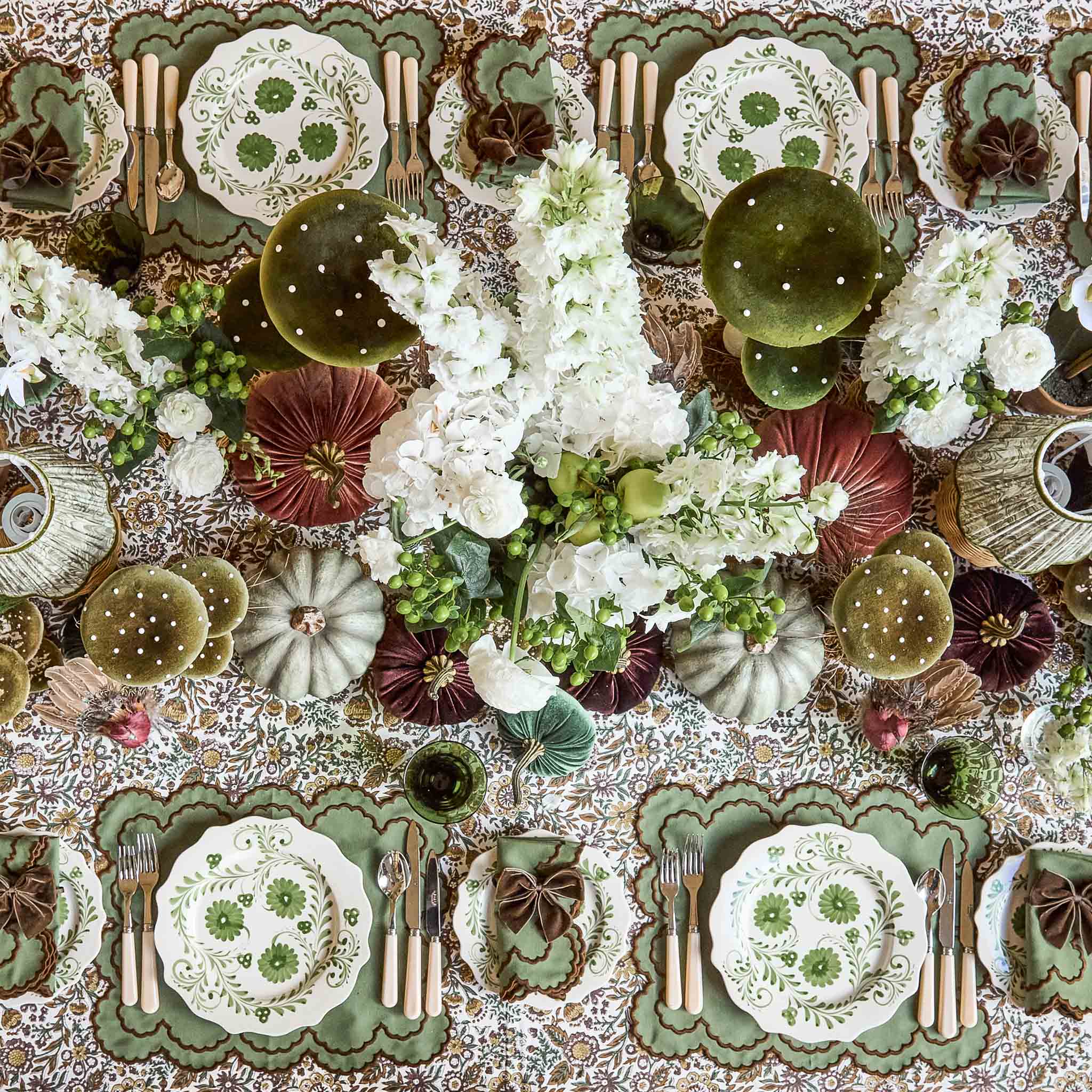 Chocolate Brown Napkin Bows (Set of 4)