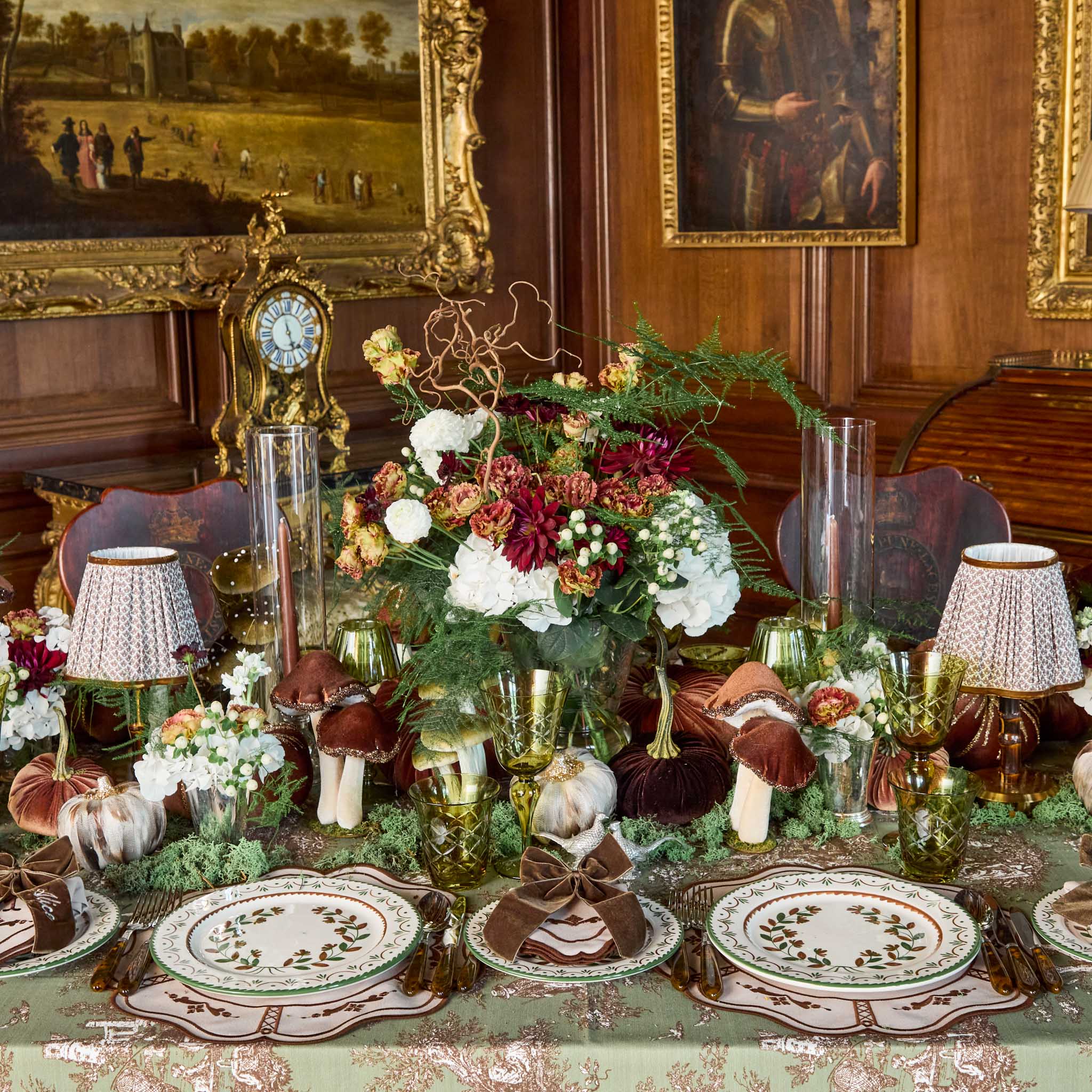 Chocolate Lotus Lampshade (18cm)