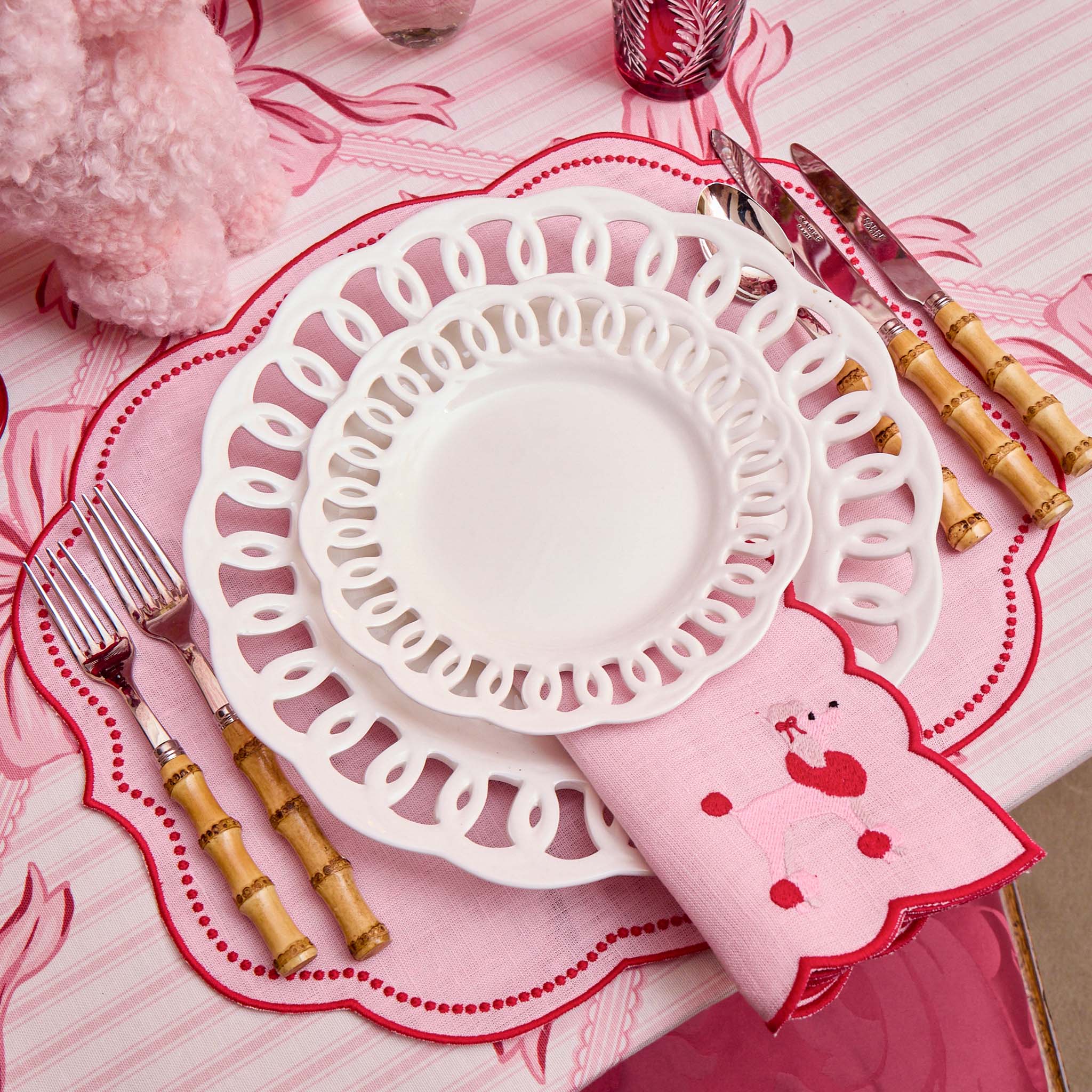 White Lace Dinner & Starter Plates (Set of 8)