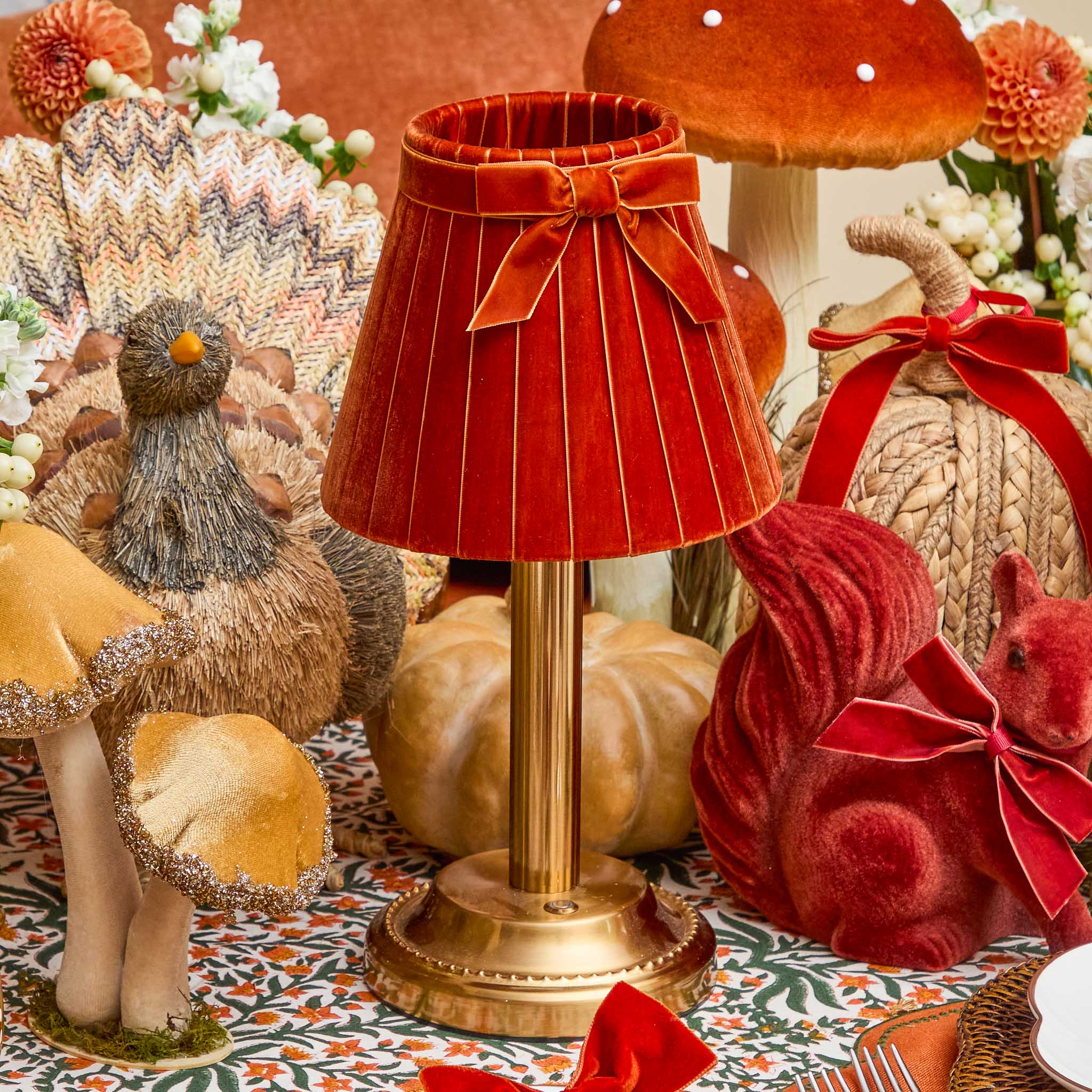 Burnt Orange Velvet Bow Lampshade (18cm)