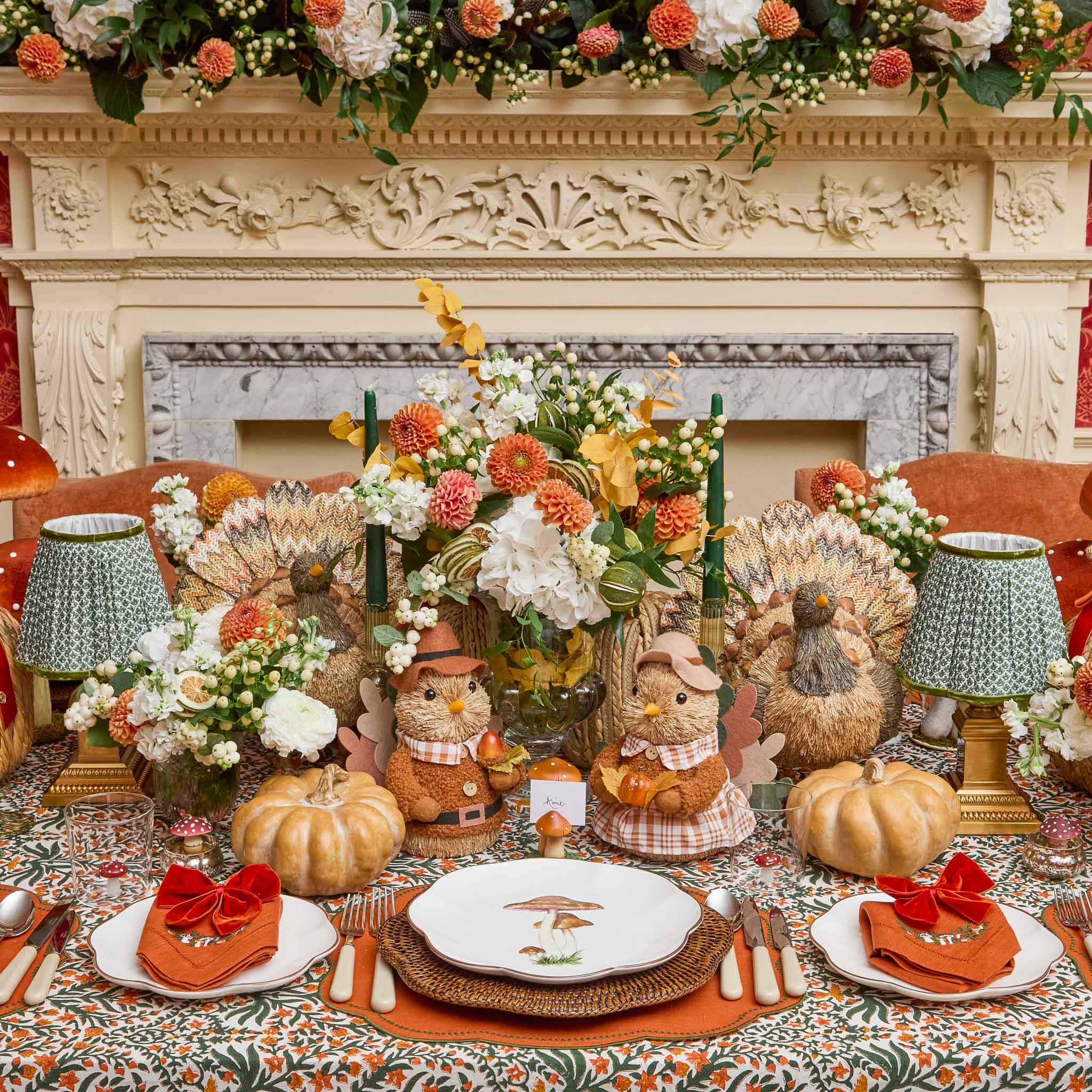 Short Corinthian Square Rechargeable Lamp with Olive Lotus Shade (18cm)