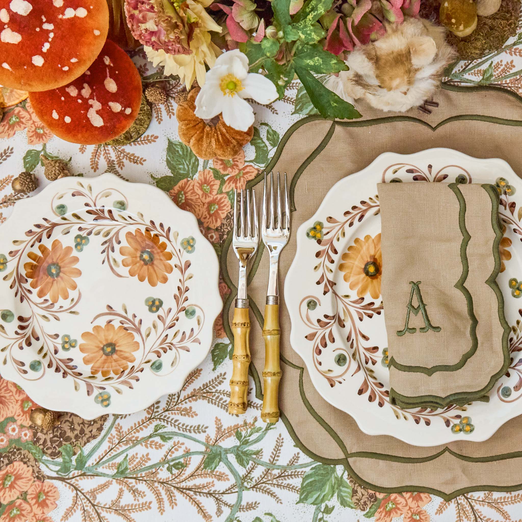 Elizabeth Sand & Green Placemats (Set of 4)