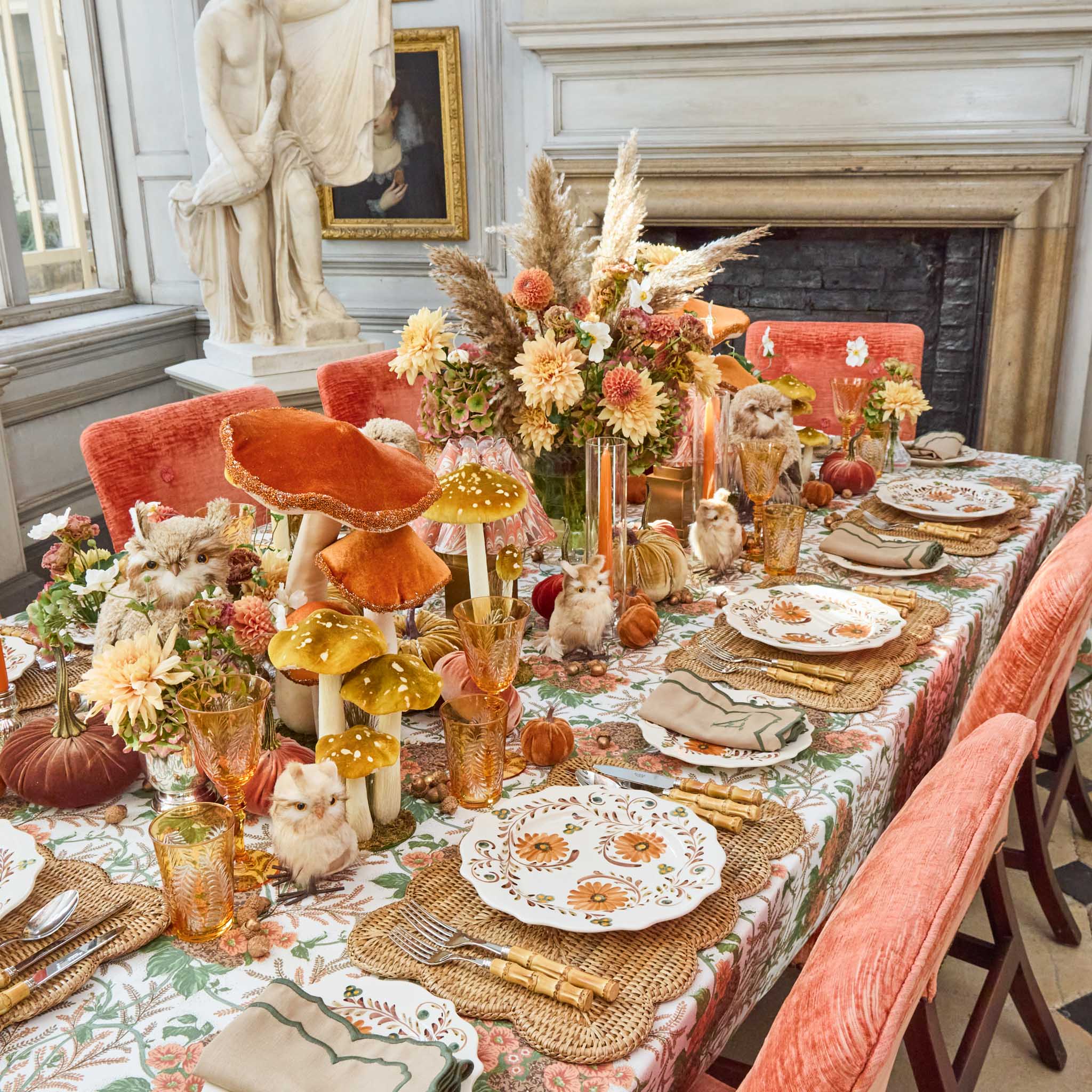 Rectangular Scalloped Rattan Placemats (Set of 4)