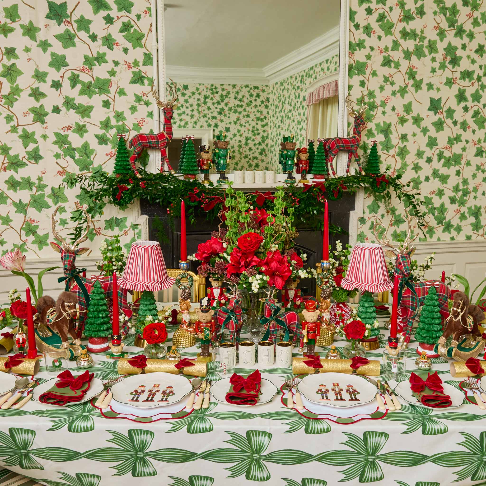 Green & Red Candycane Napkins (Set of 4)