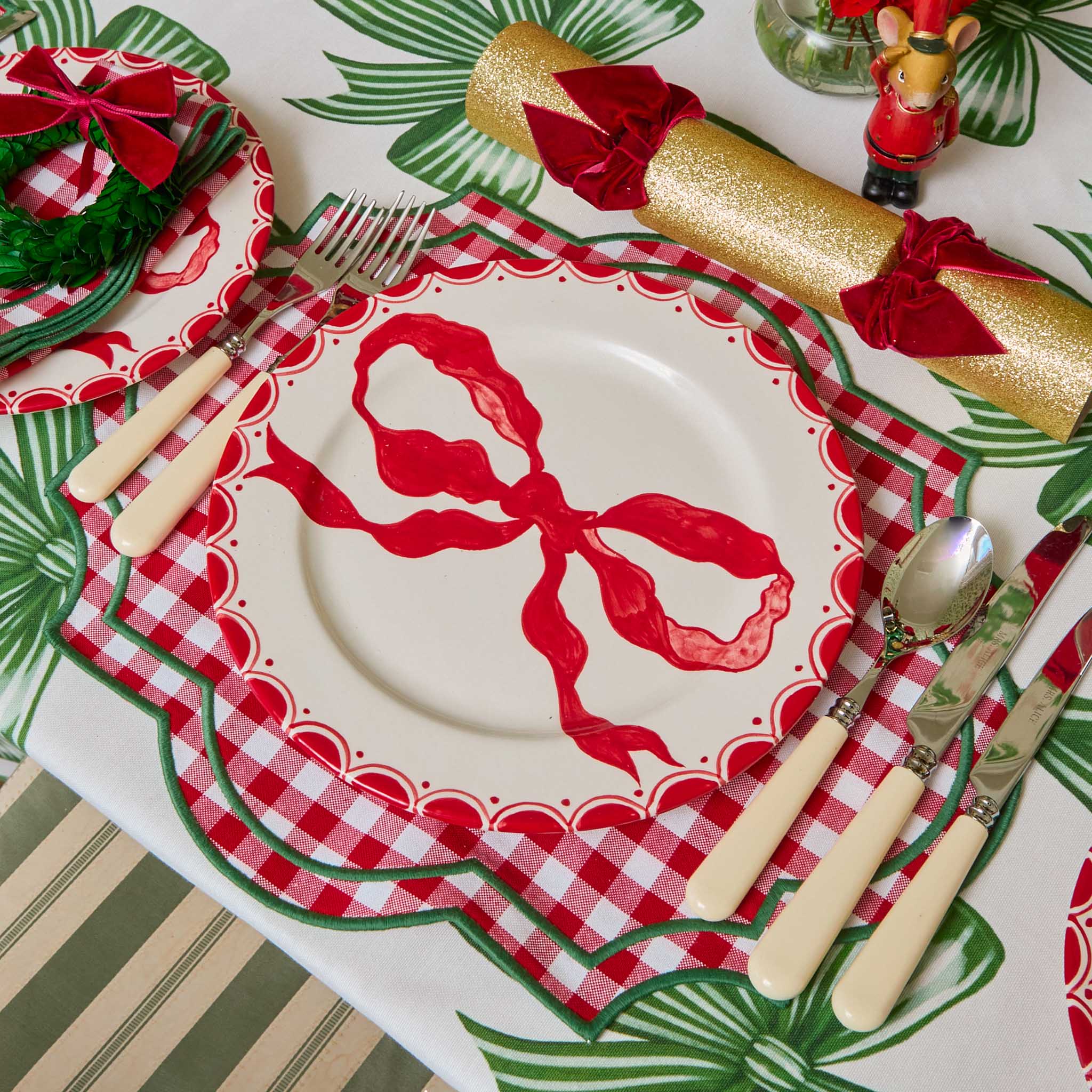 Marilyn Red Bow Dinner Plates (Set of 4)