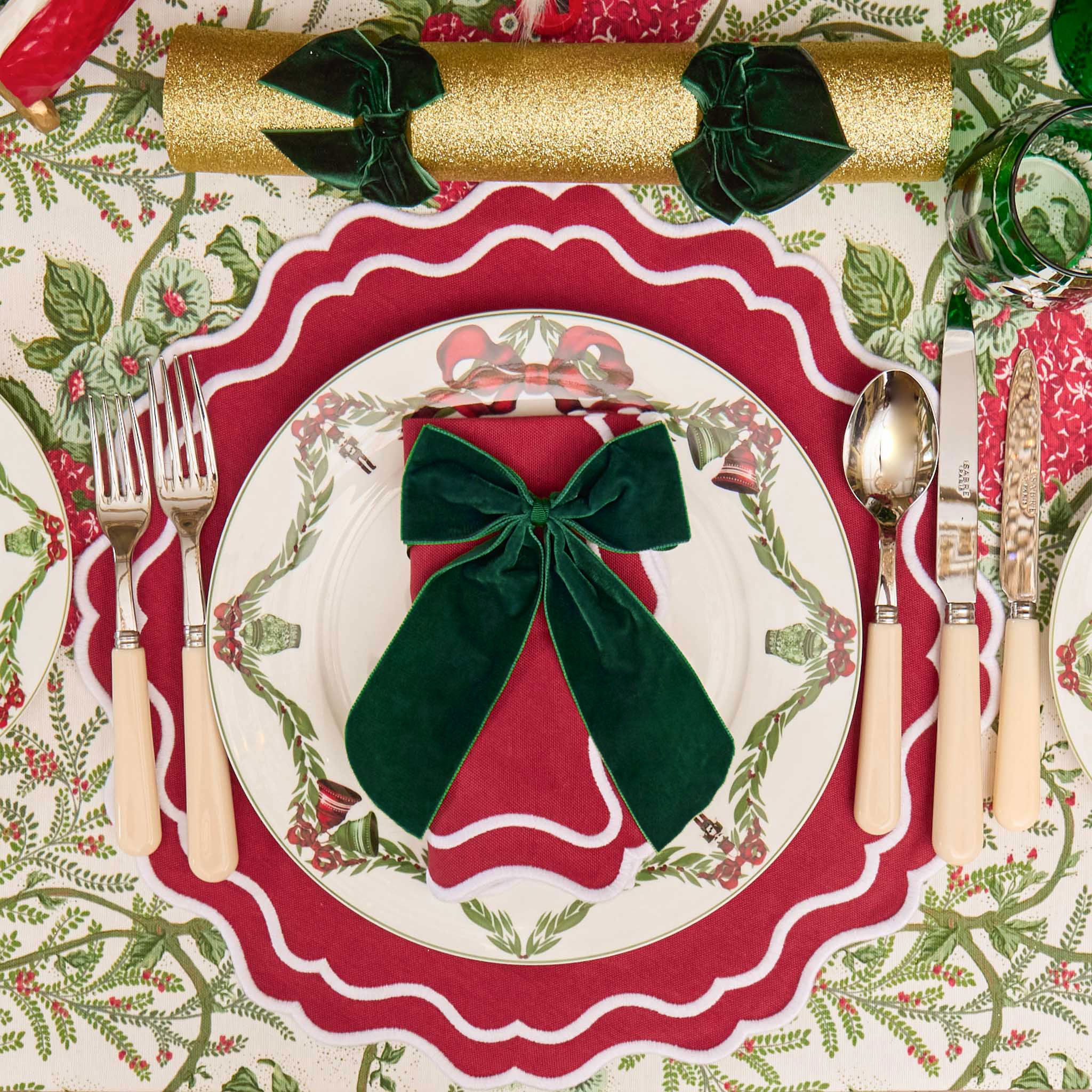 Ivory Cutlery Set (5 Piece)