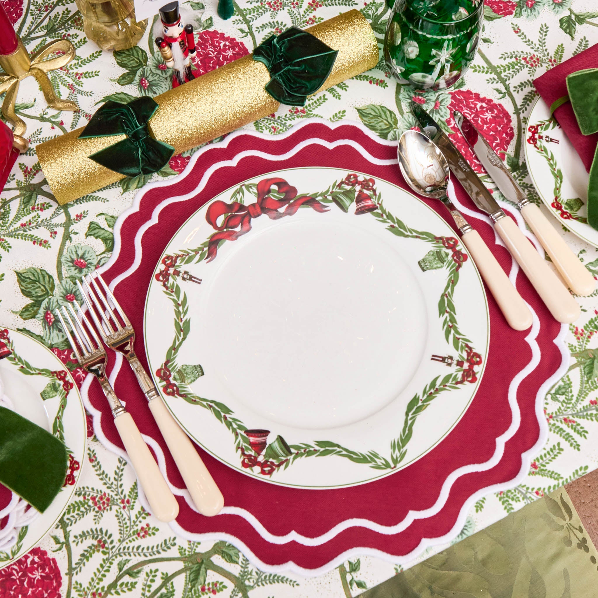 Christmas Garland Dinner Plate (Set of 4)