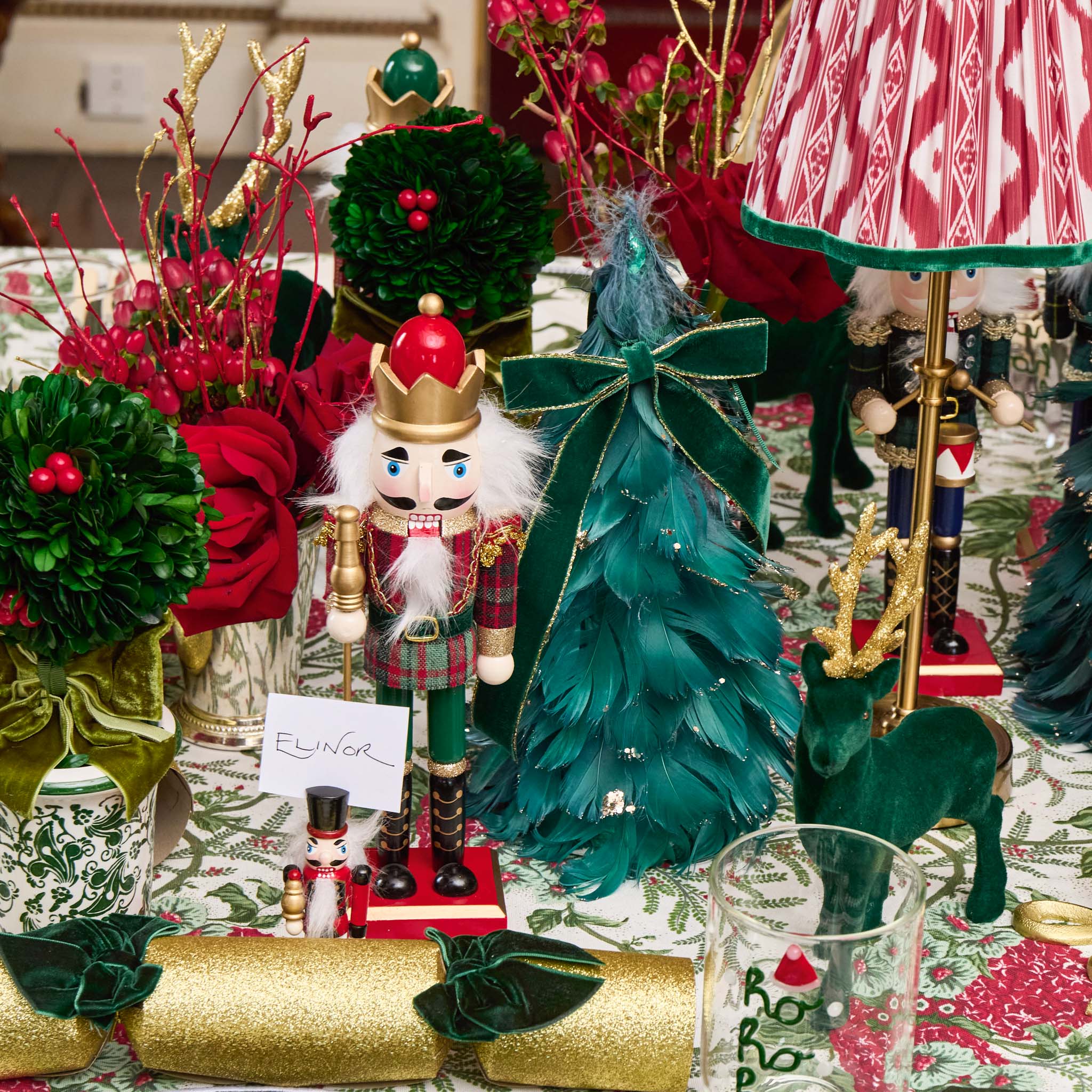 Forest Green Feather Tree Family