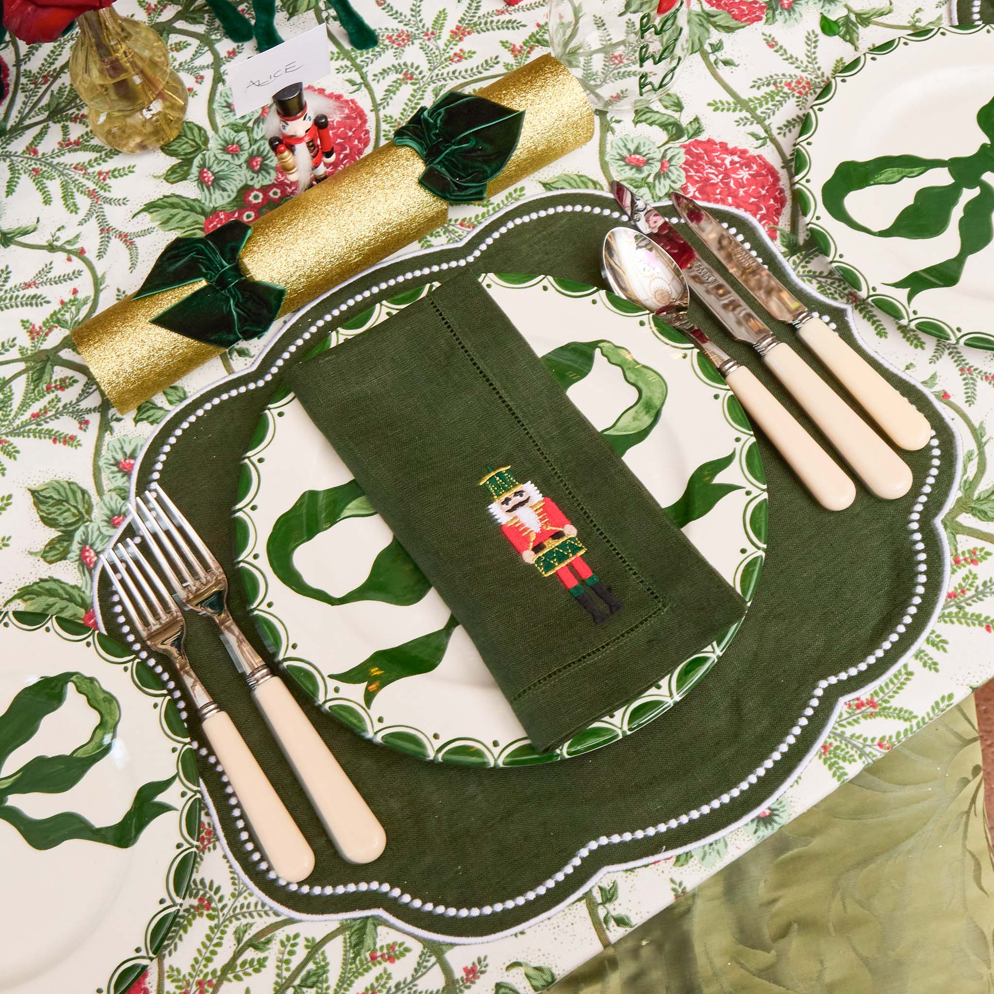 Eloise Forest Green Linen Placemats (Set of 4)