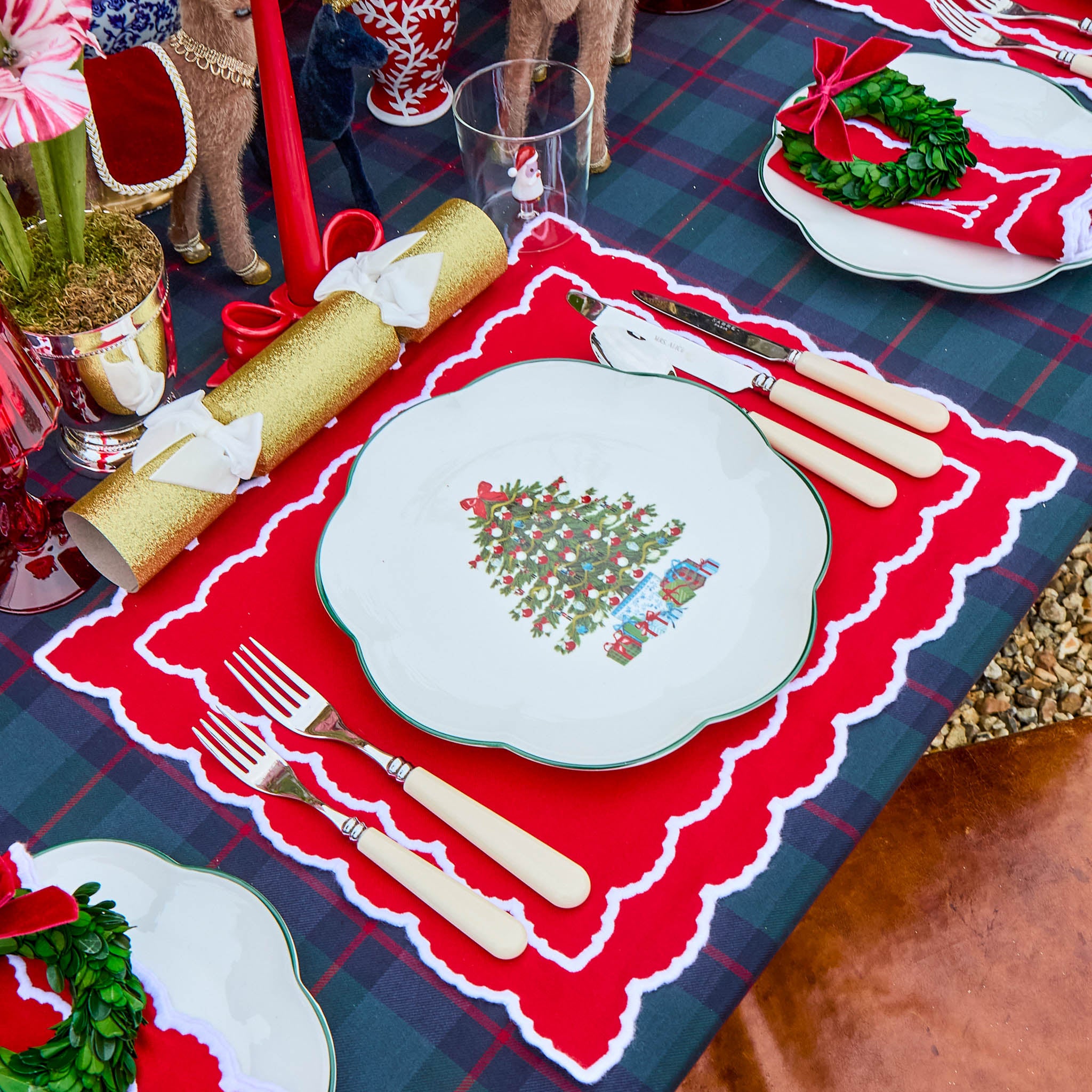 Mrs. Alice Christmas Tree Starter Plate (Set of 4)