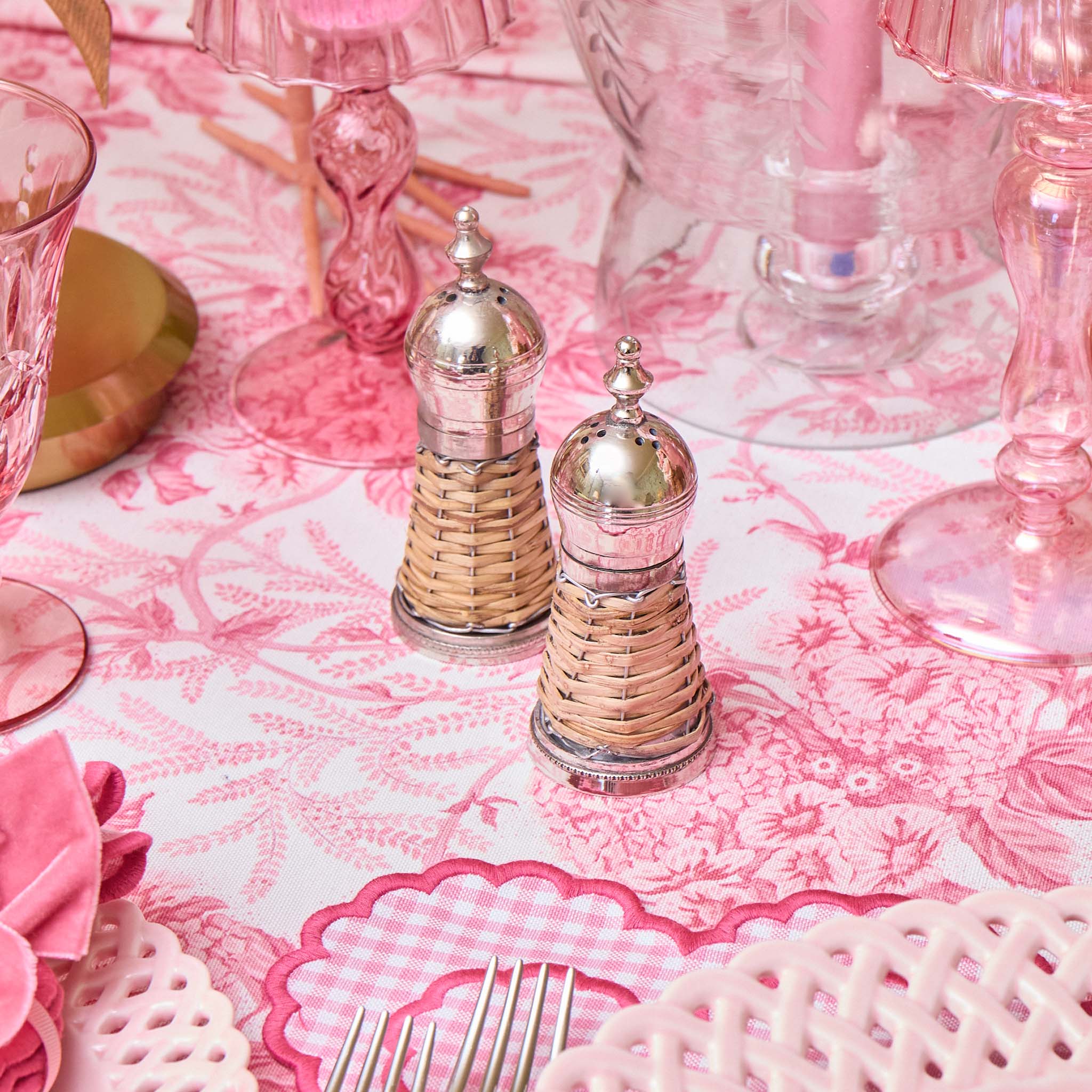 Rattan Salt & Pepper Set