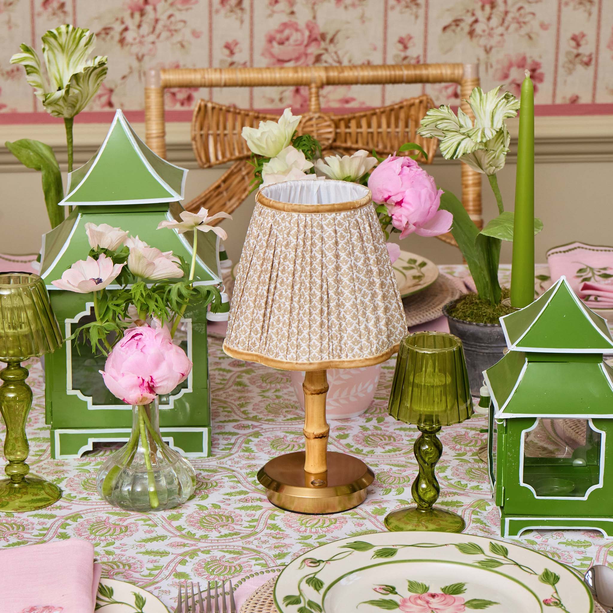 Short Bamboo Rechargeable Lamp with Putty Lotus Shade (18cm)