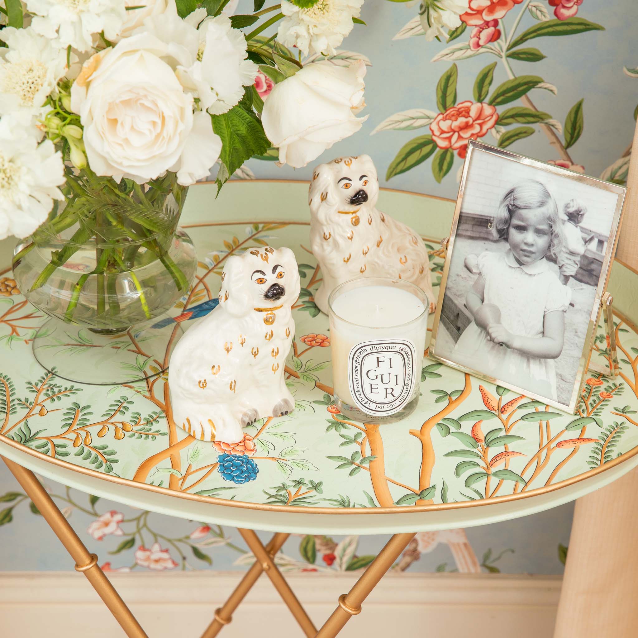 Chinoiserie Tole Round Tray with Stand