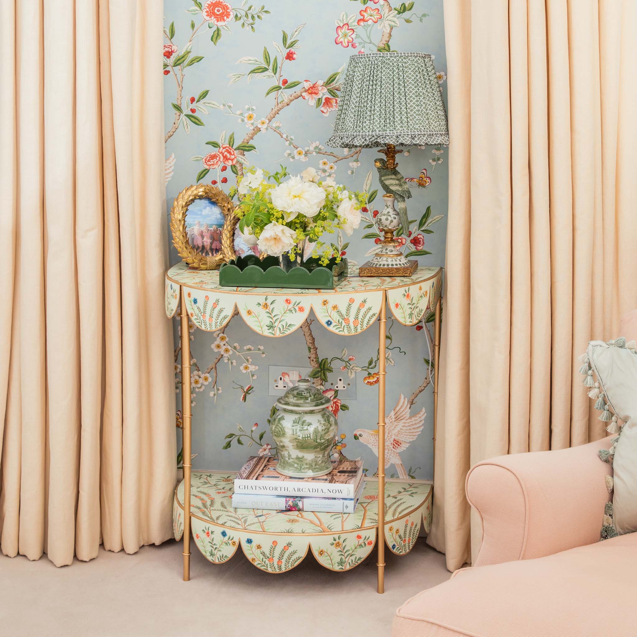 Small Olive Scalloped Lacquer Tray