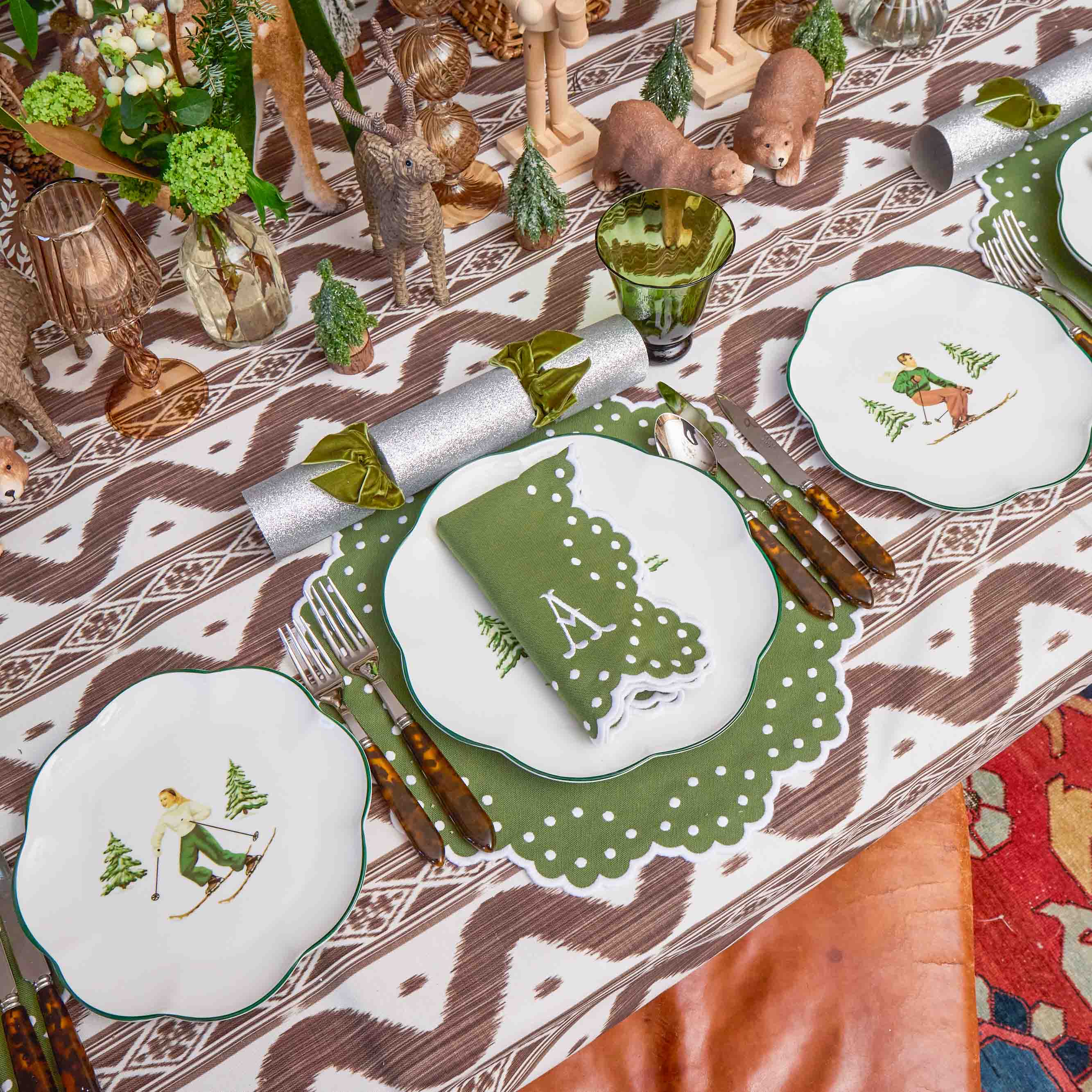 Woodland Brown Bear Family